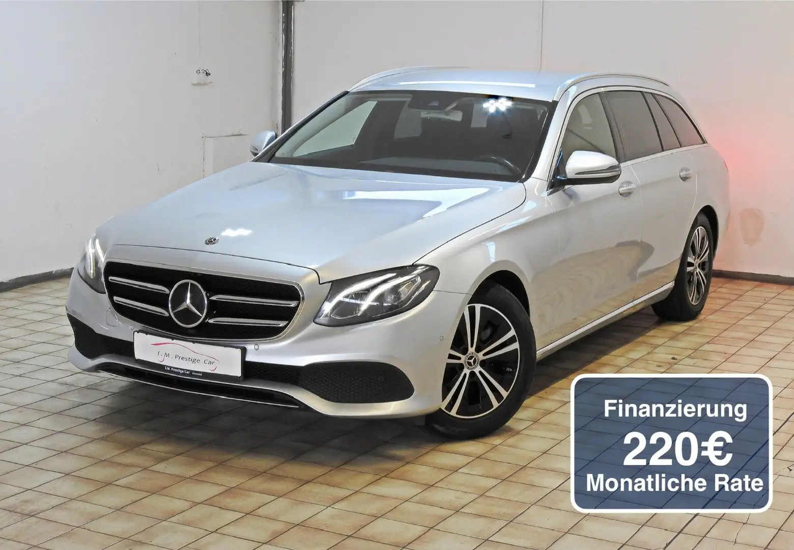 Mercedes-Benz E 300 d Aut.Avantgarde Navi Kamera LEDaus 1-Hand Silber - 2
