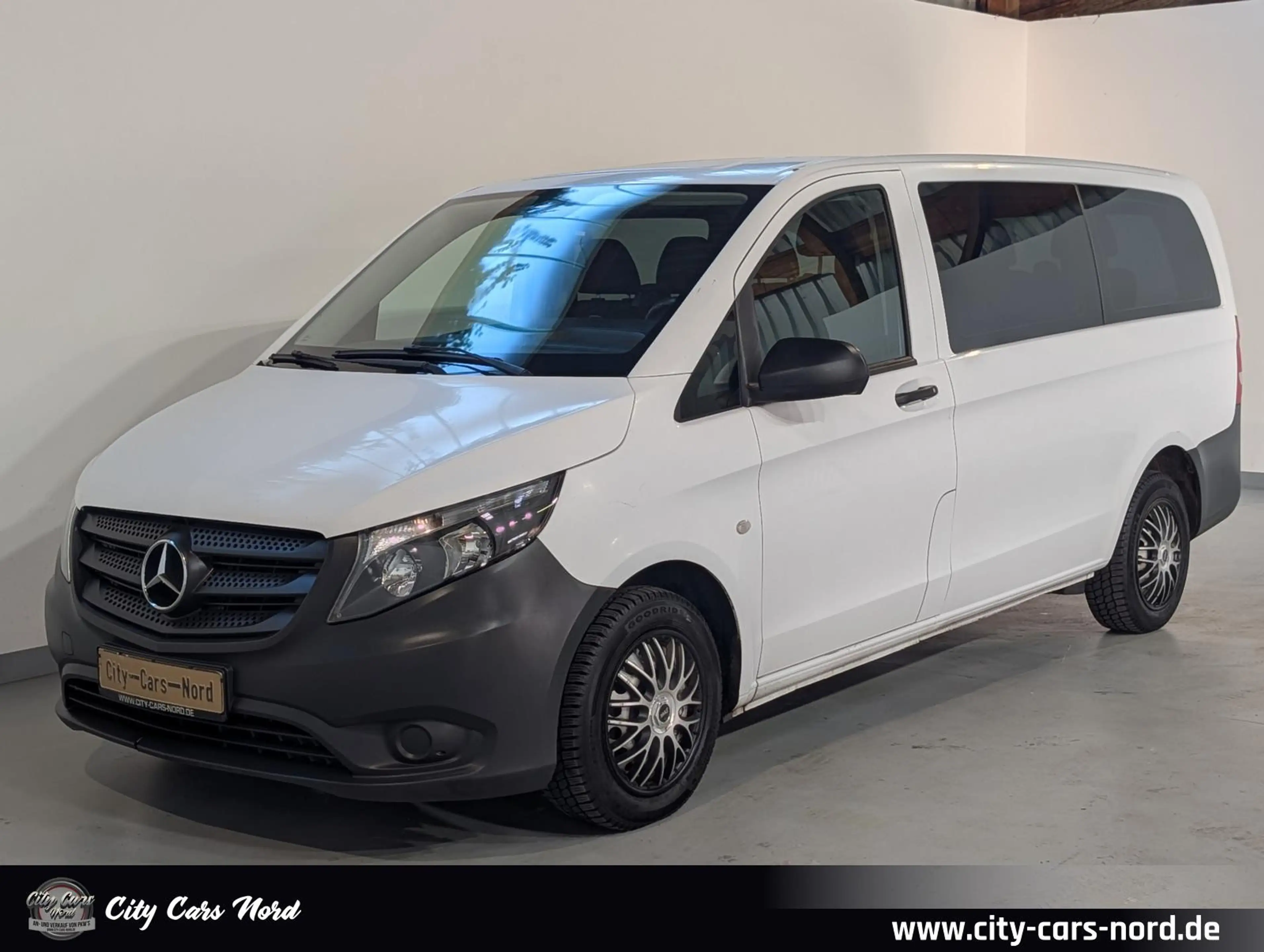 Mercedes-Benz Vito Tourer 111 CDI FWD lang Pro KLIMA+KAMERA
