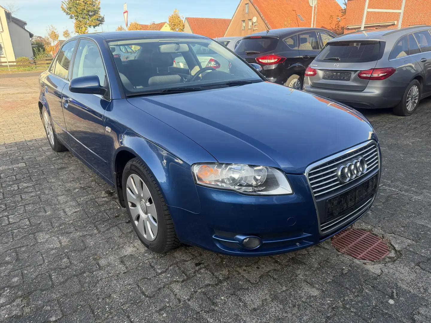 Audi A4 Top Ausstattung / Allwetterreifen u.v.m. Blau - 1