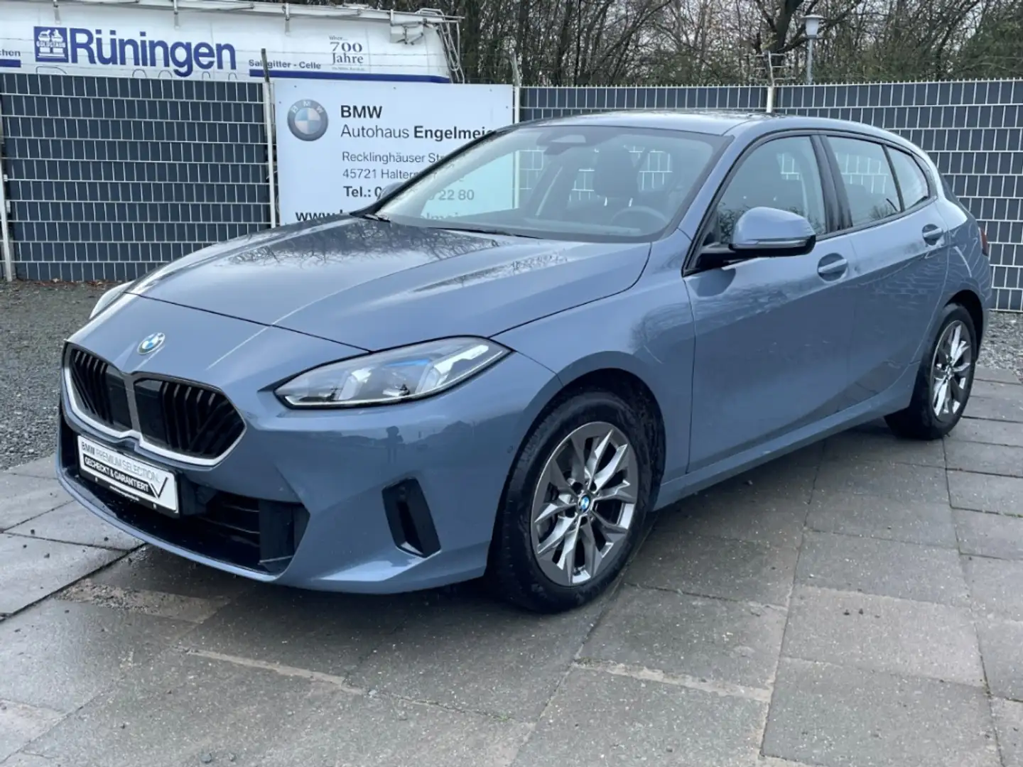 BMW 120 d ParkAssis DrivAssis Keyless Entry adap.LED Grau - 1