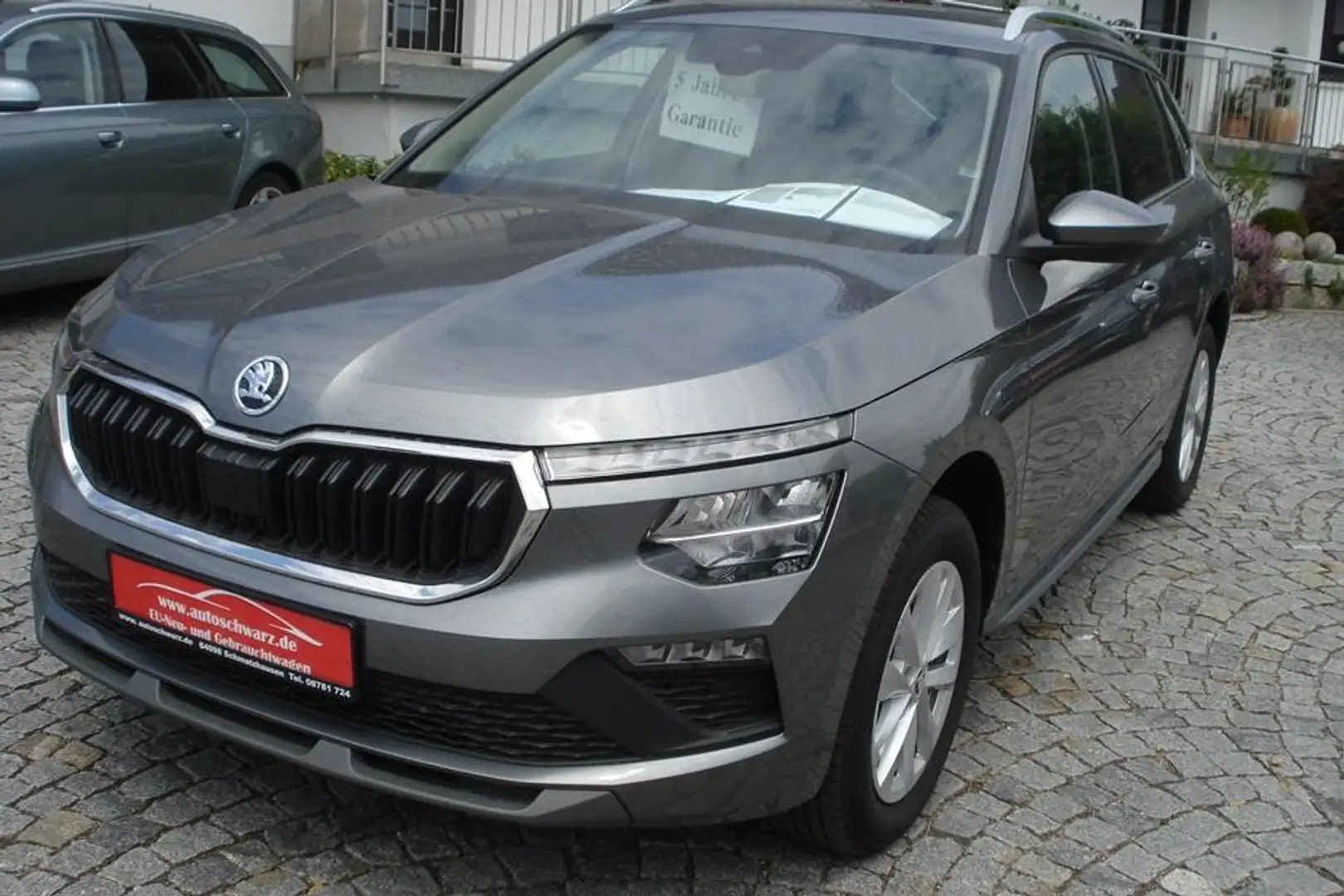 Skoda Kamiq DSG Top Selection Facelift  Gar. 5 J. Grau - 2
