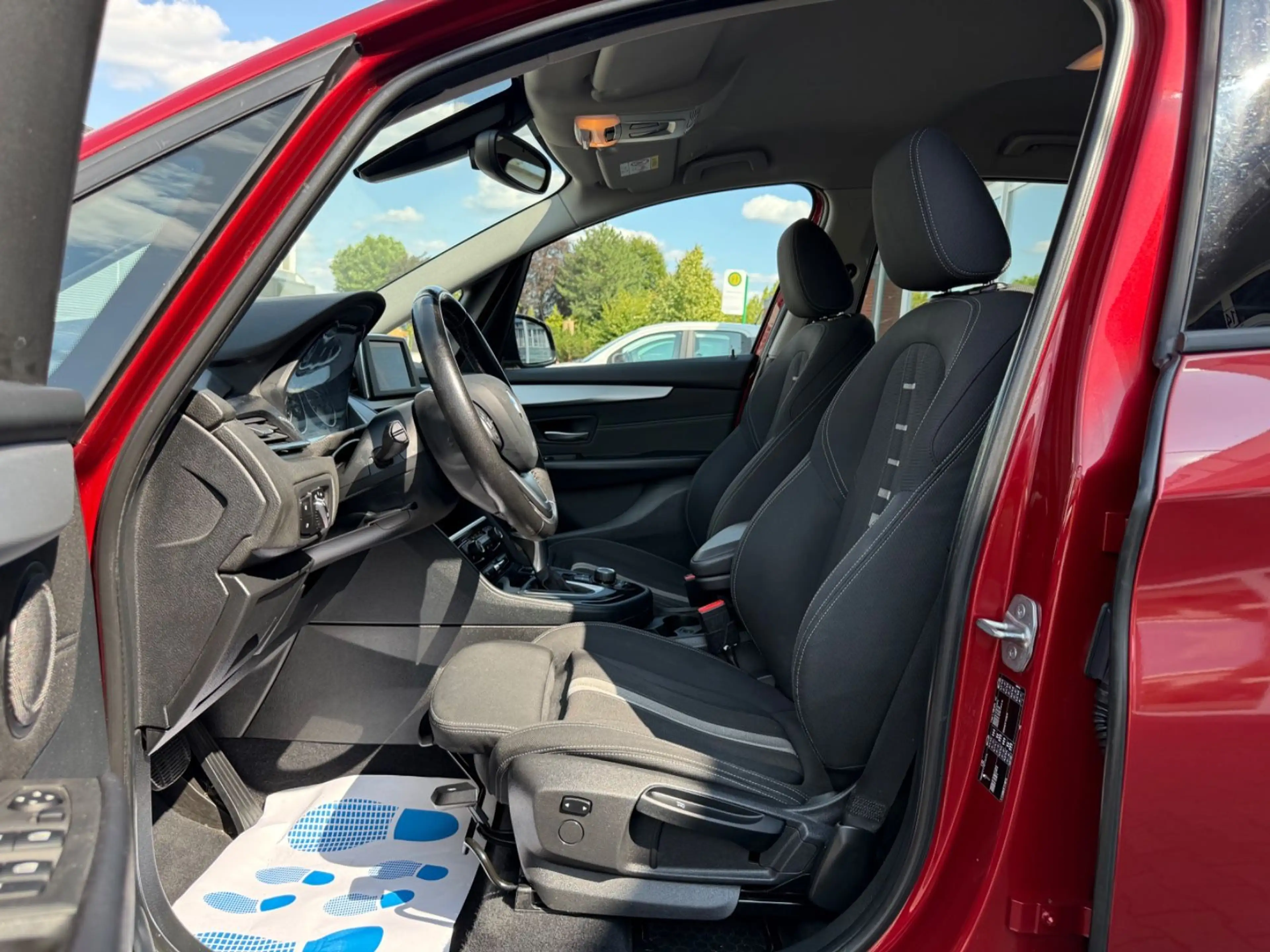 BMW 216 d Gran Tourer Advantage*Scheckheft bei BMW — photo 11