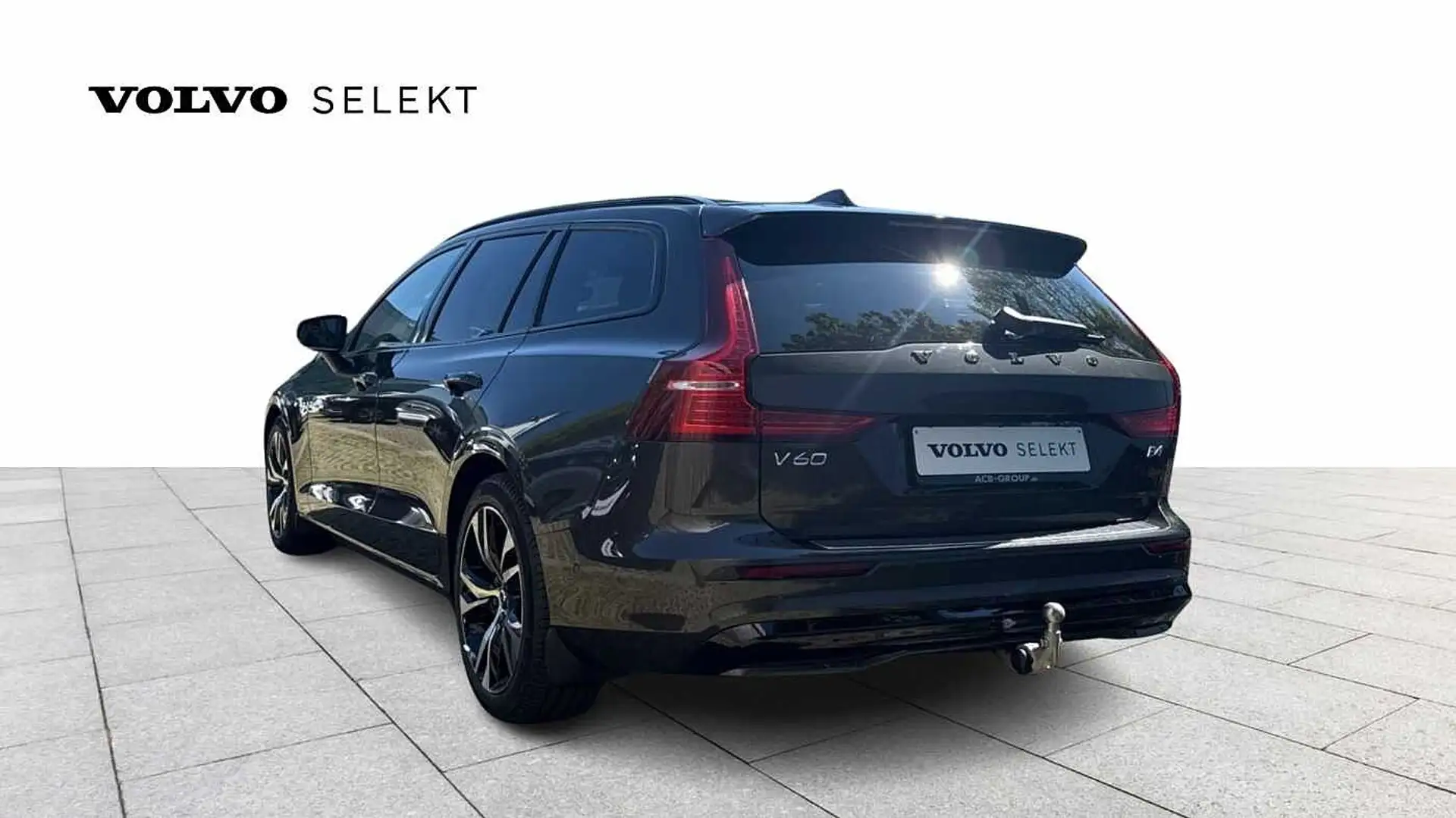 Volvo V60 Plus Dark, B4 Mildhybride Grijs - 2