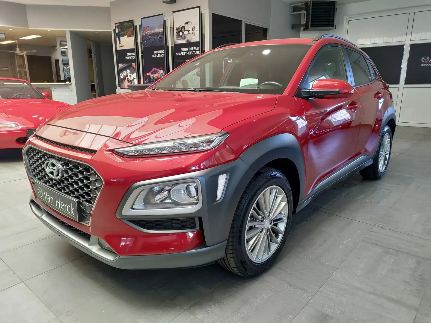 Hyundai KONA 1.0 T-GDI CREATIVE - 1