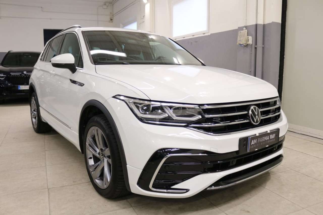 Volkswagen Tiguan 2.0 TDI 150 CV SCR DSG 4MOTION R-Line