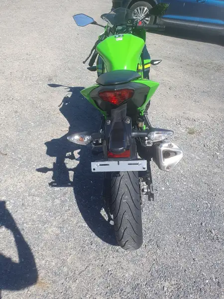 Kawasaki Ninja 125 - foto 4