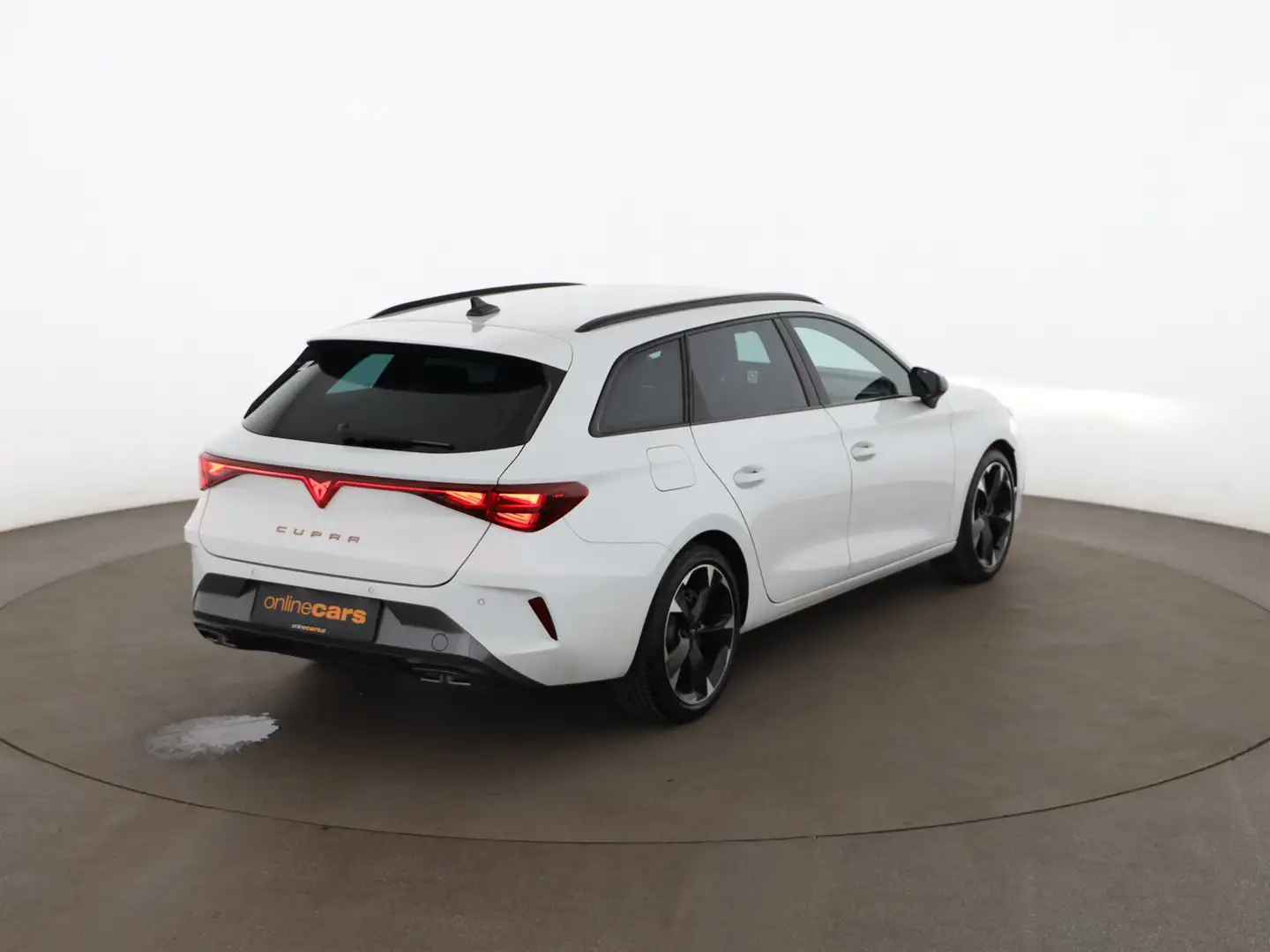 CUPRA Leon SP 1.5 eTSI Aut LED RADAR LEDER ASSIST Weiß - 2