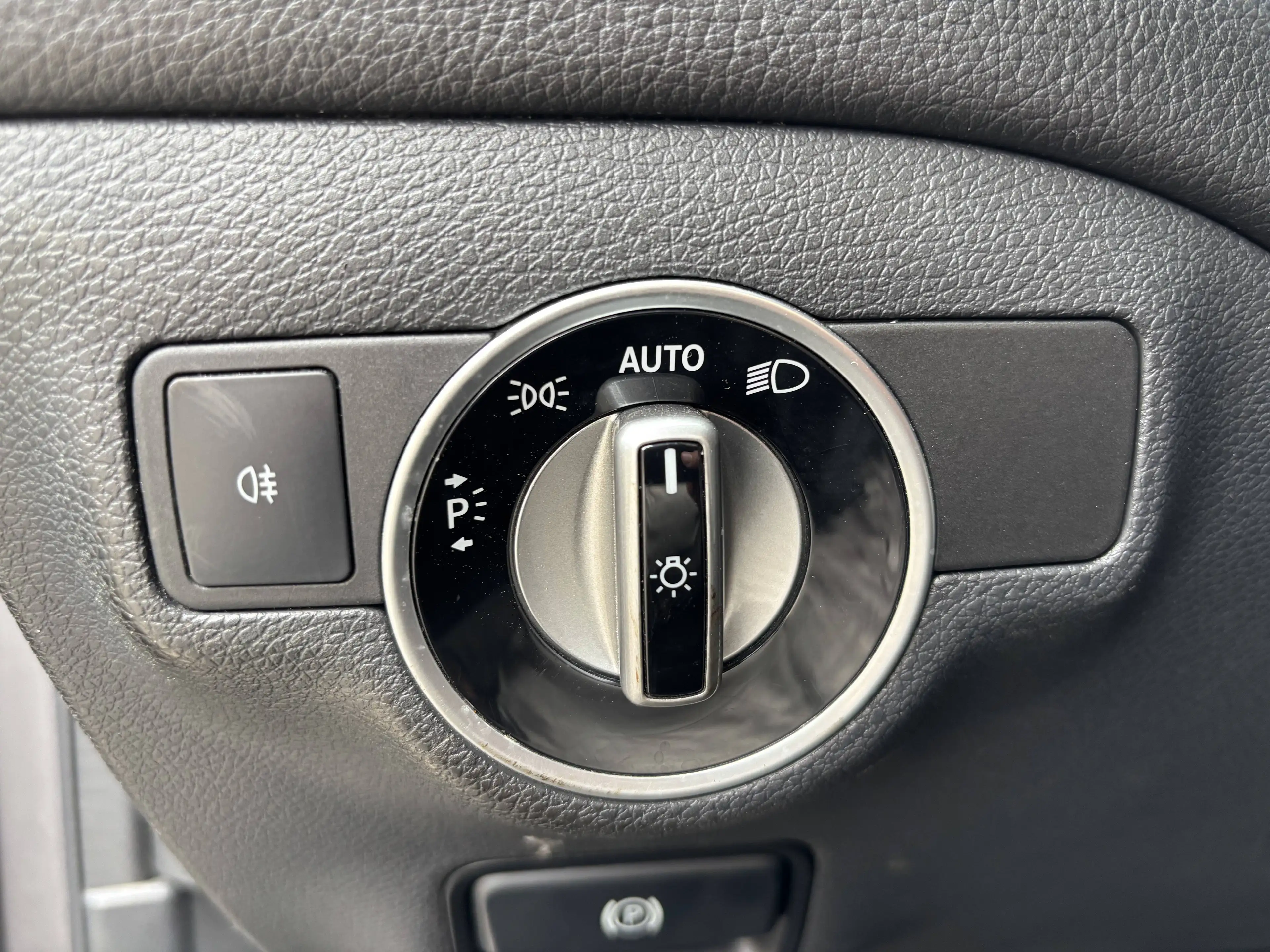 Mercedes-Benz GLA 200 GLA 200 | ab 4,99% | Garantie | 2. Hand — photo 13