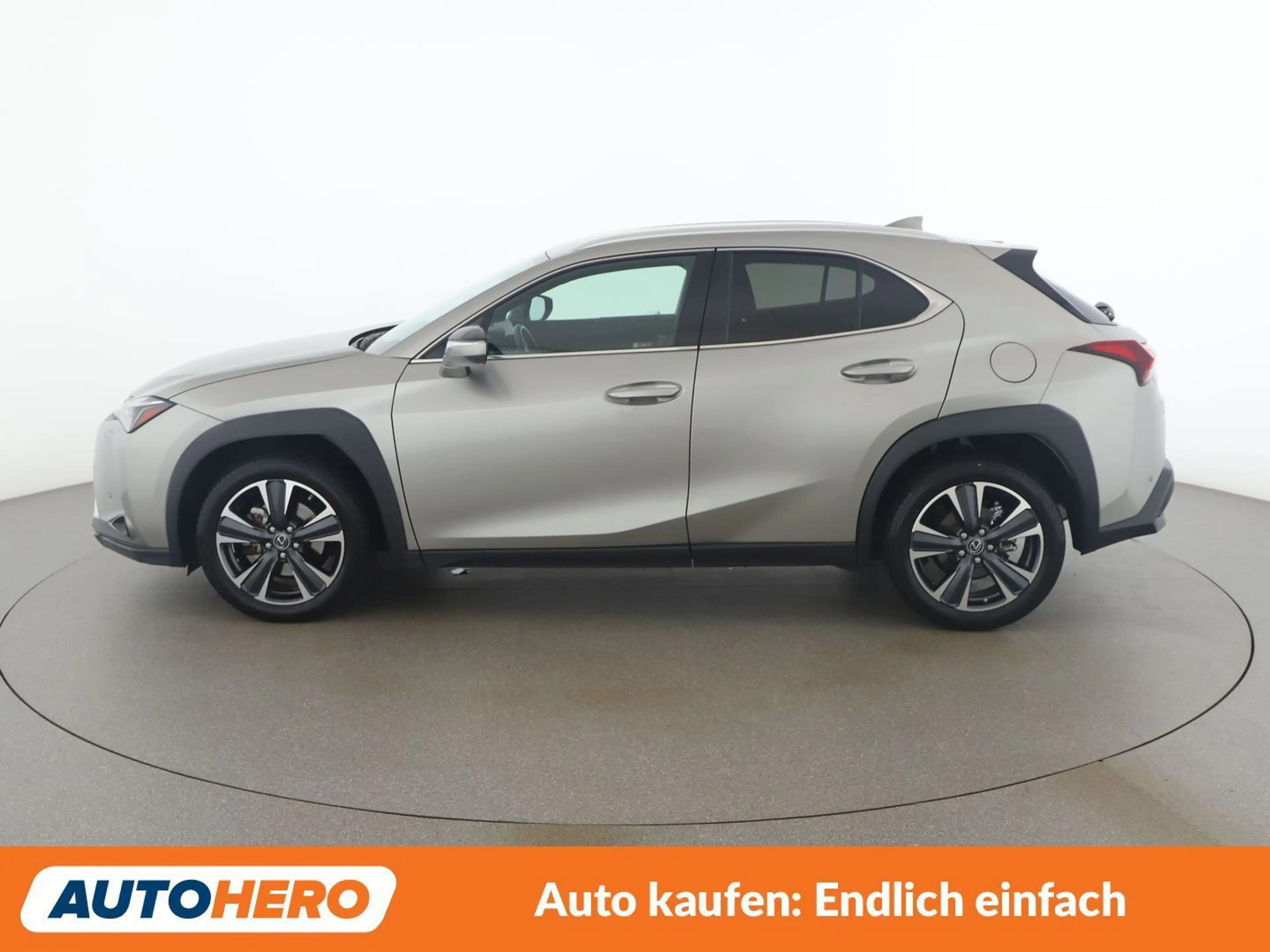 Lexus UX 250h UX 250h Style Edition — photo 3