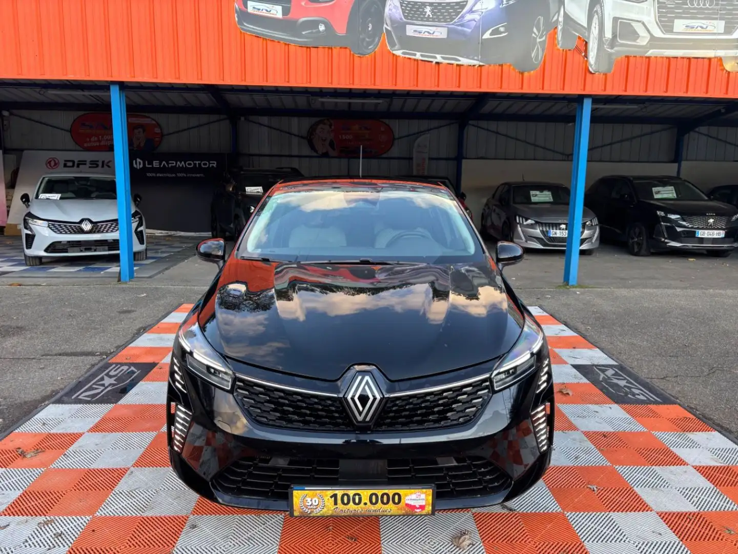 Renault Clio V DCi 100 BV6 EVOLUTION Ecran Radar Schwarz - 2