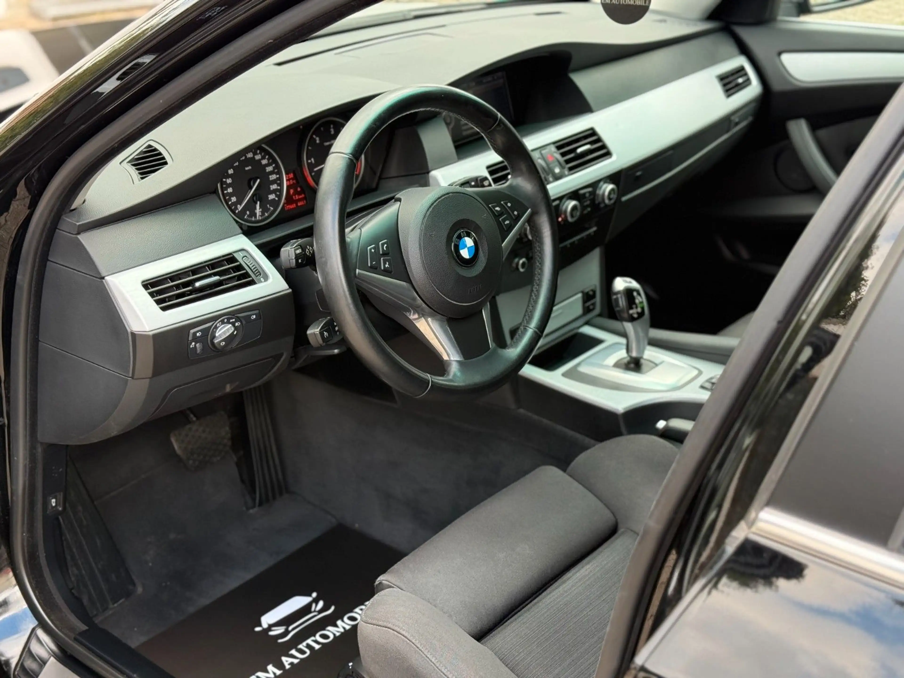 BMW 530 d*M57*2.Hand*Unfallfrei*Scheckheft*Ins Neu* — photo 14