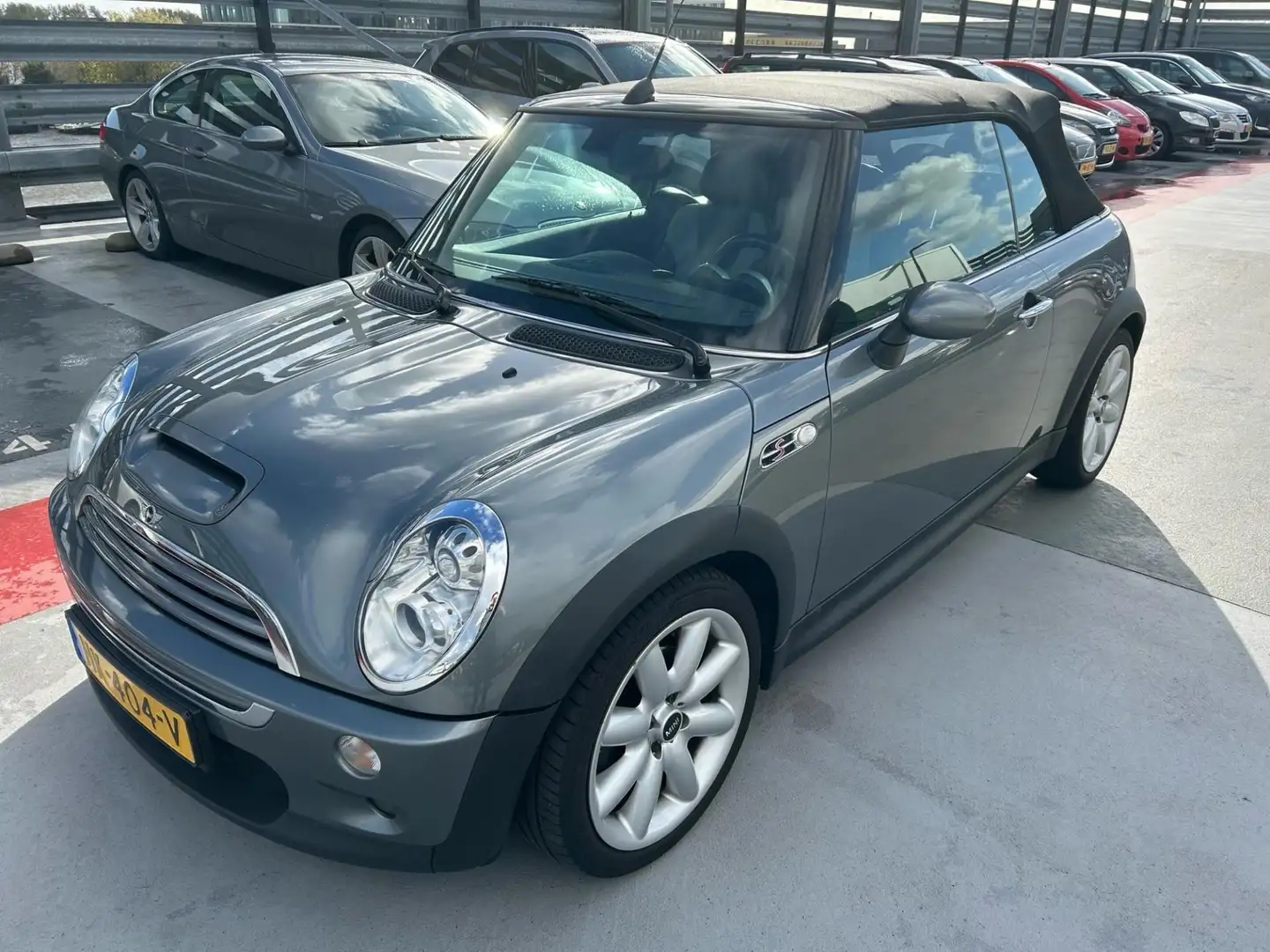 MINI Cooper S Cabrio Mini 1.6 Chili 170pk 99.000km. 2e eig. Airco Cruis Gris - 2