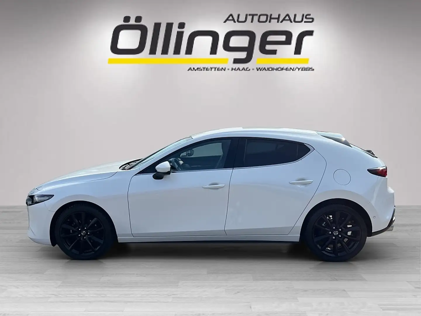 Mazda 3 Mazda3 Skyactiv-X180 AWD GT+/SO/PR-R/TE Aut. Weiß - 2
