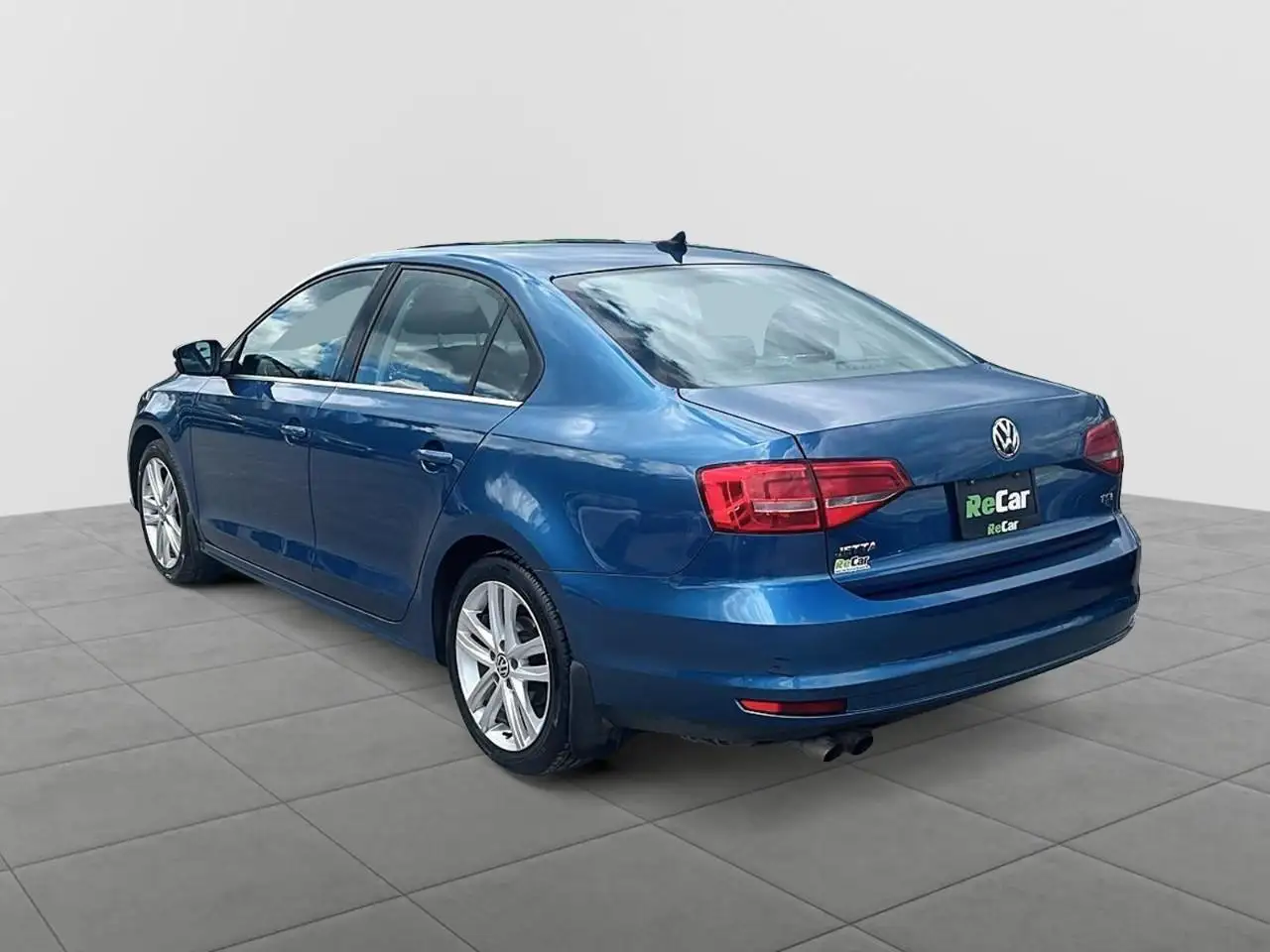 Volkswagen Jetta снимка Volkswagen Jetta