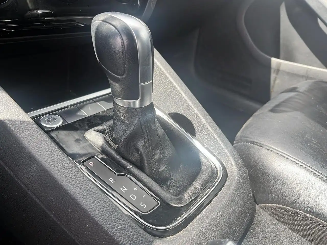 Volkswagen Jetta снимка Volkswagen Jetta