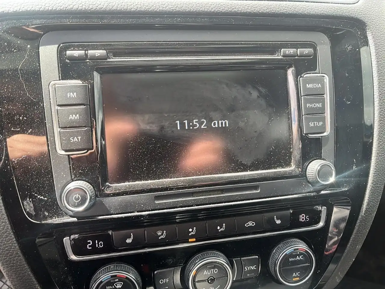 Volkswagen Jetta снимка Volkswagen Jetta