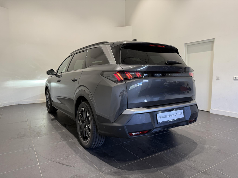Peugeot 5008 Allure Plug-in HYbrid 195 e-DCS7 | Apple CarPlay & — photo 7
