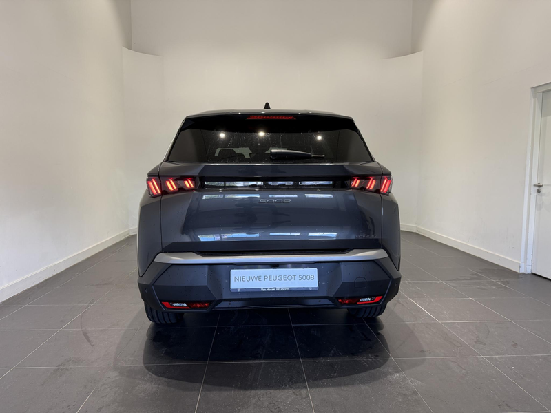 Peugeot 5008 Allure Plug-in HYbrid 195 e-DCS7 | Apple CarPlay & — photo 6