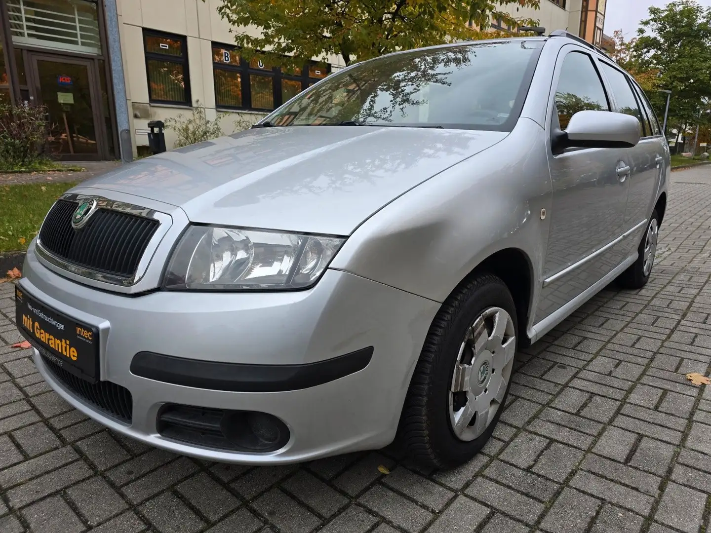 Skoda Fabia Combi Classic Gris - 2