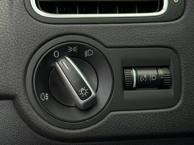 Volkswagen Polo view 11