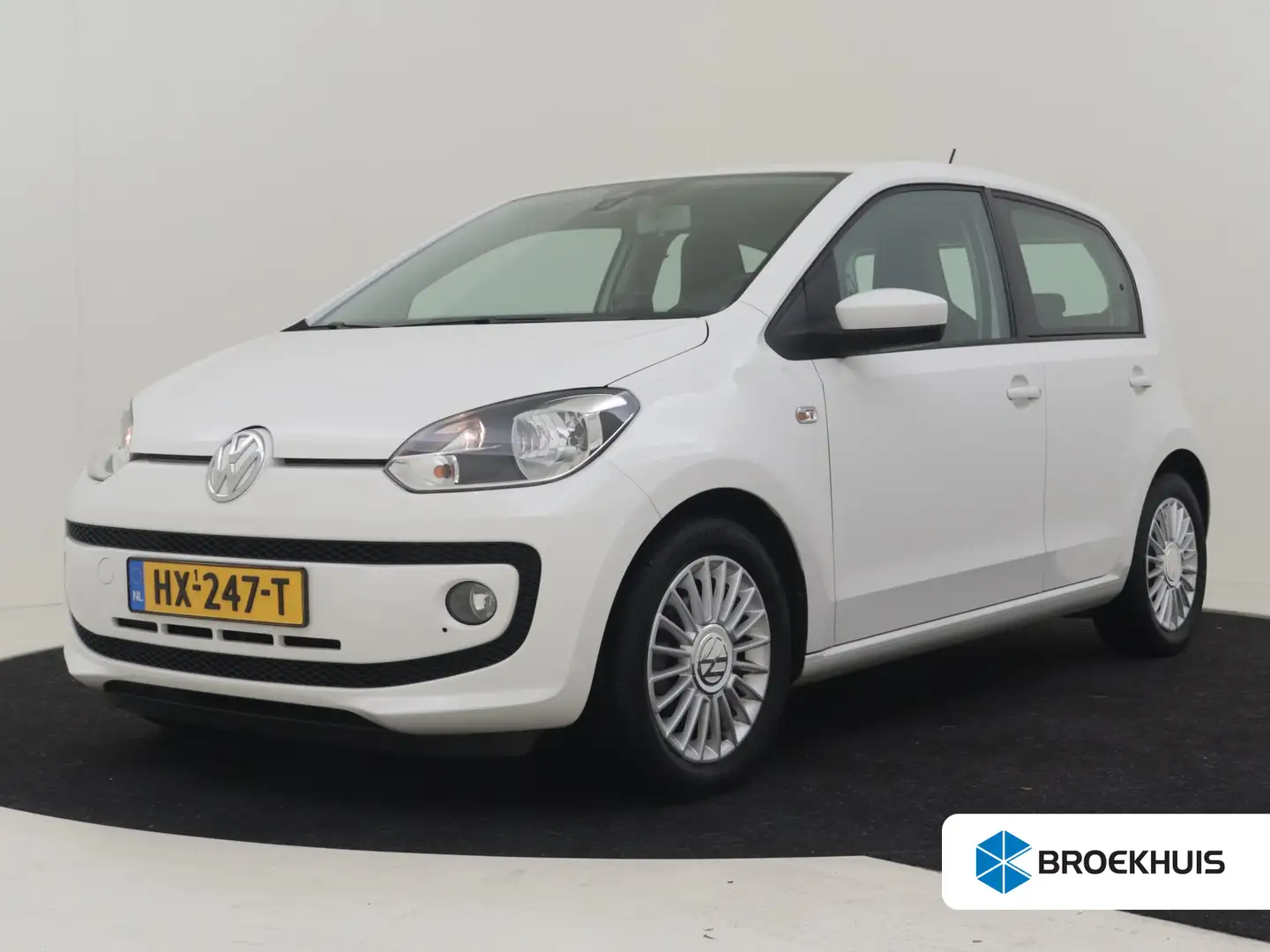 Volkswagen up! 1.0 high BlueMotion 60pk | Navigatie | Parkeersens Wit - 1