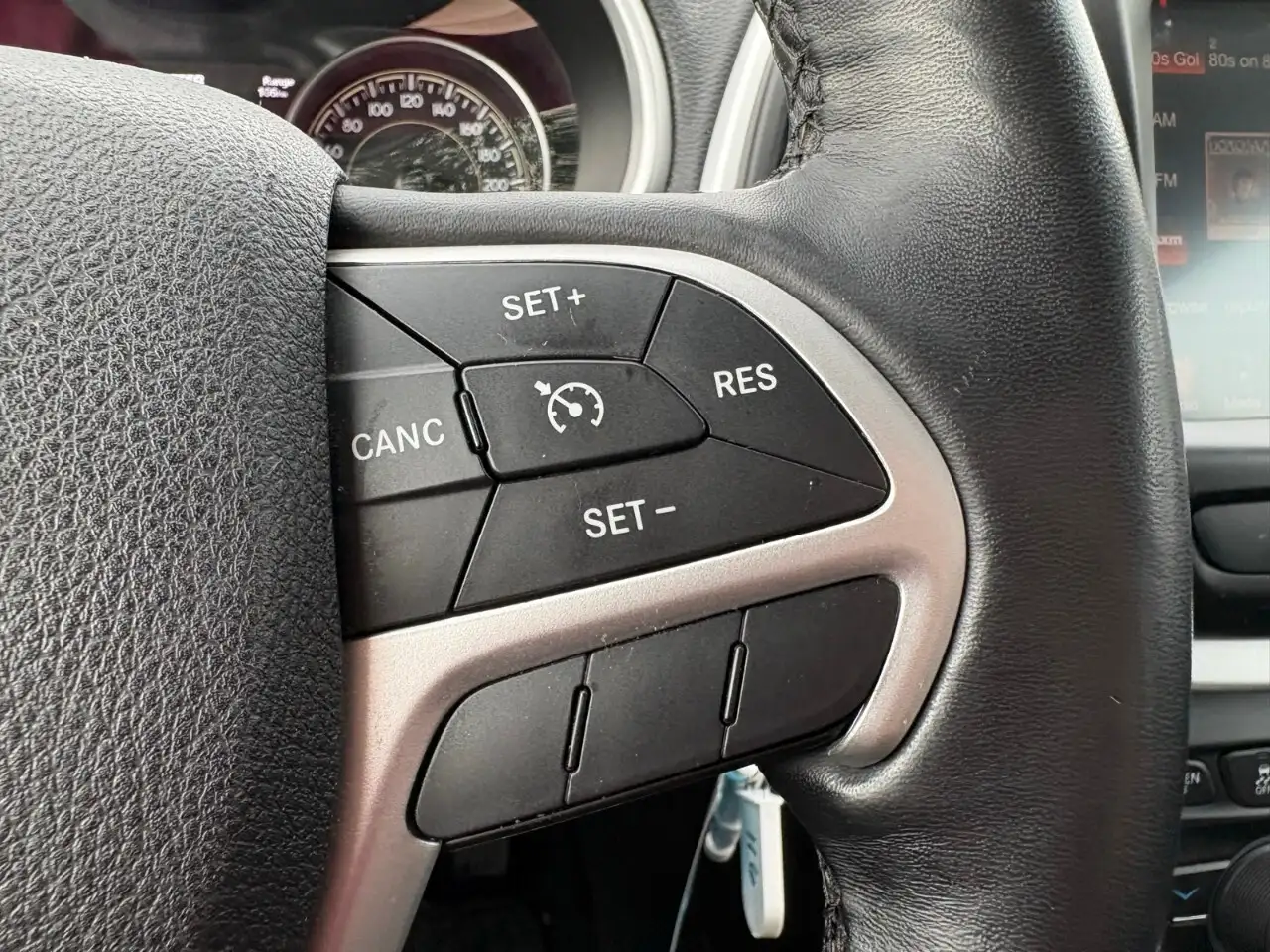Jeep Cherokee photo Jeep Cherokee