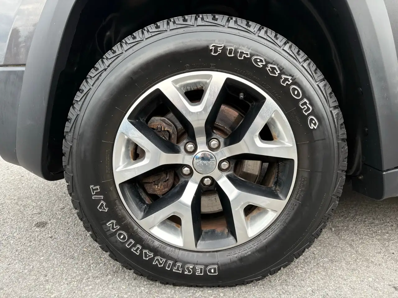 Jeep Cherokee photo Jeep Cherokee