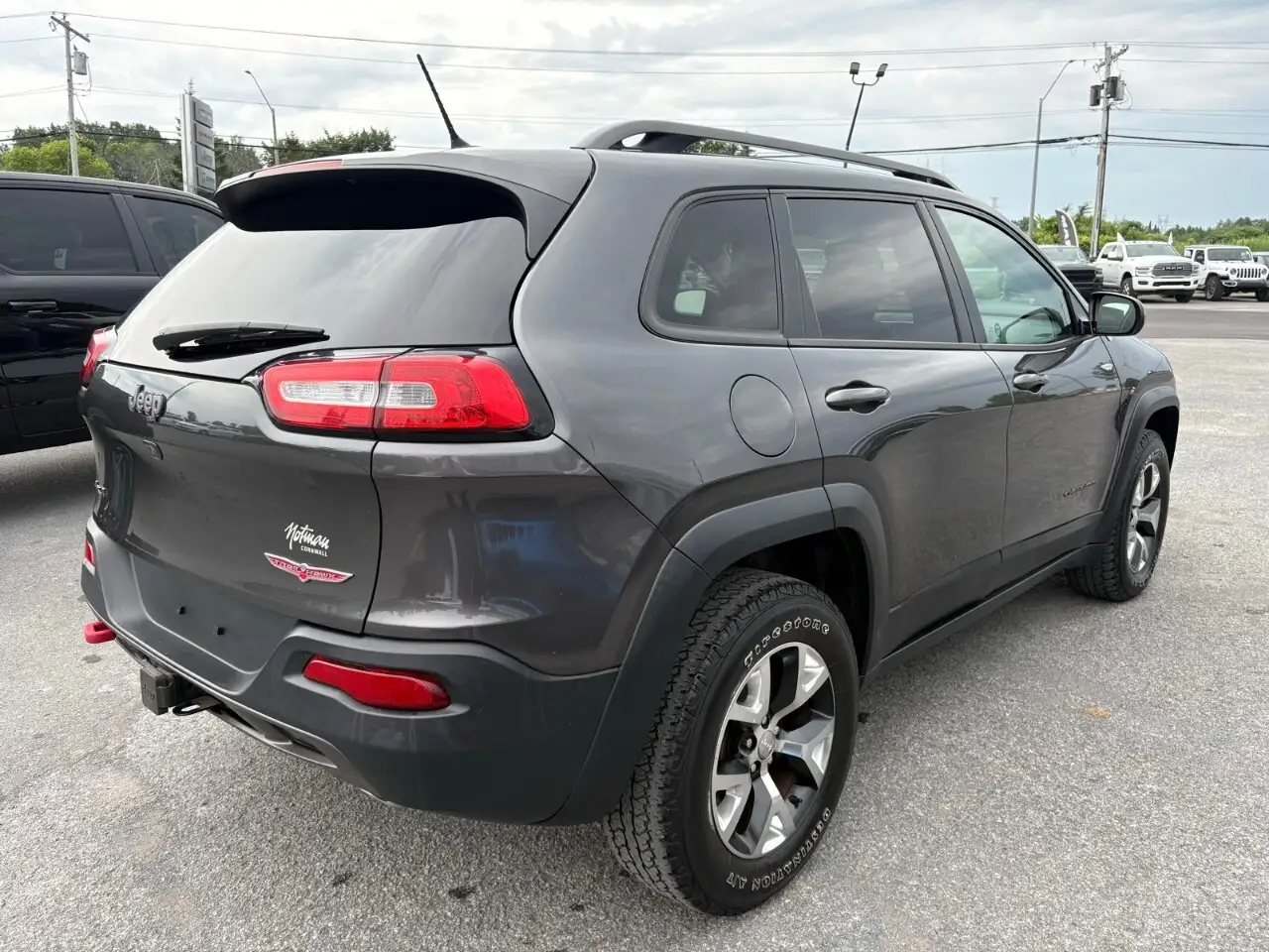 Jeep Cherokee photo Jeep Cherokee