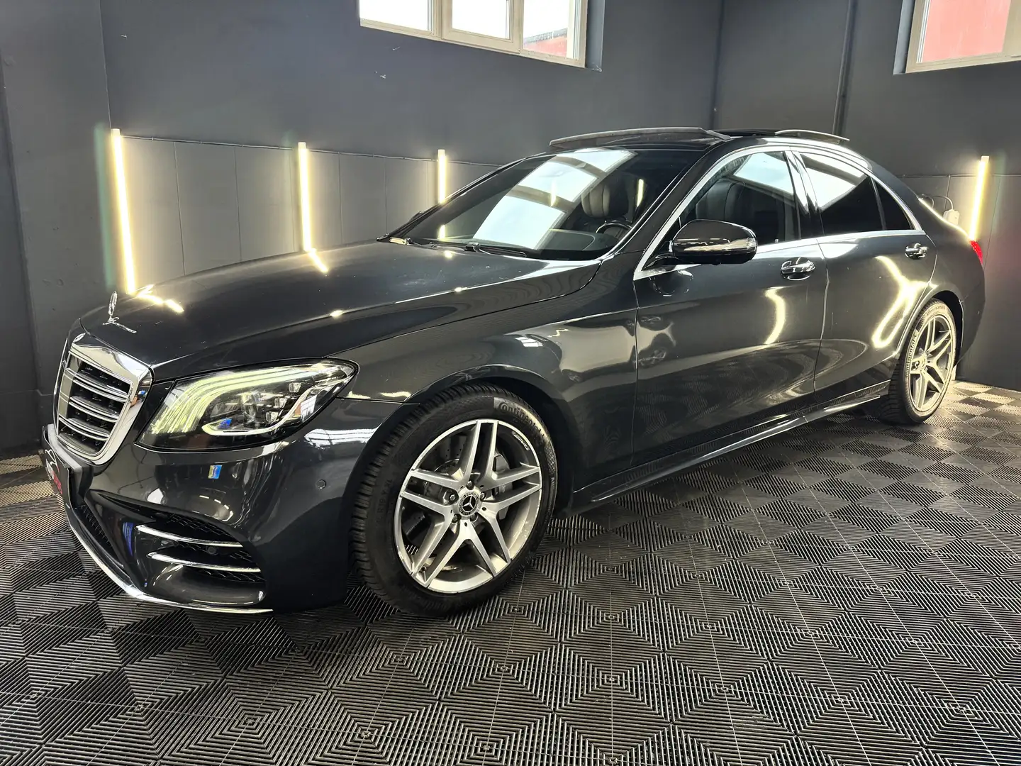 Mercedes-Benz S 350 S 350d 4Matic 1.Besitz/AMG-Line/Multibeam/Panorama Schwarz - 2