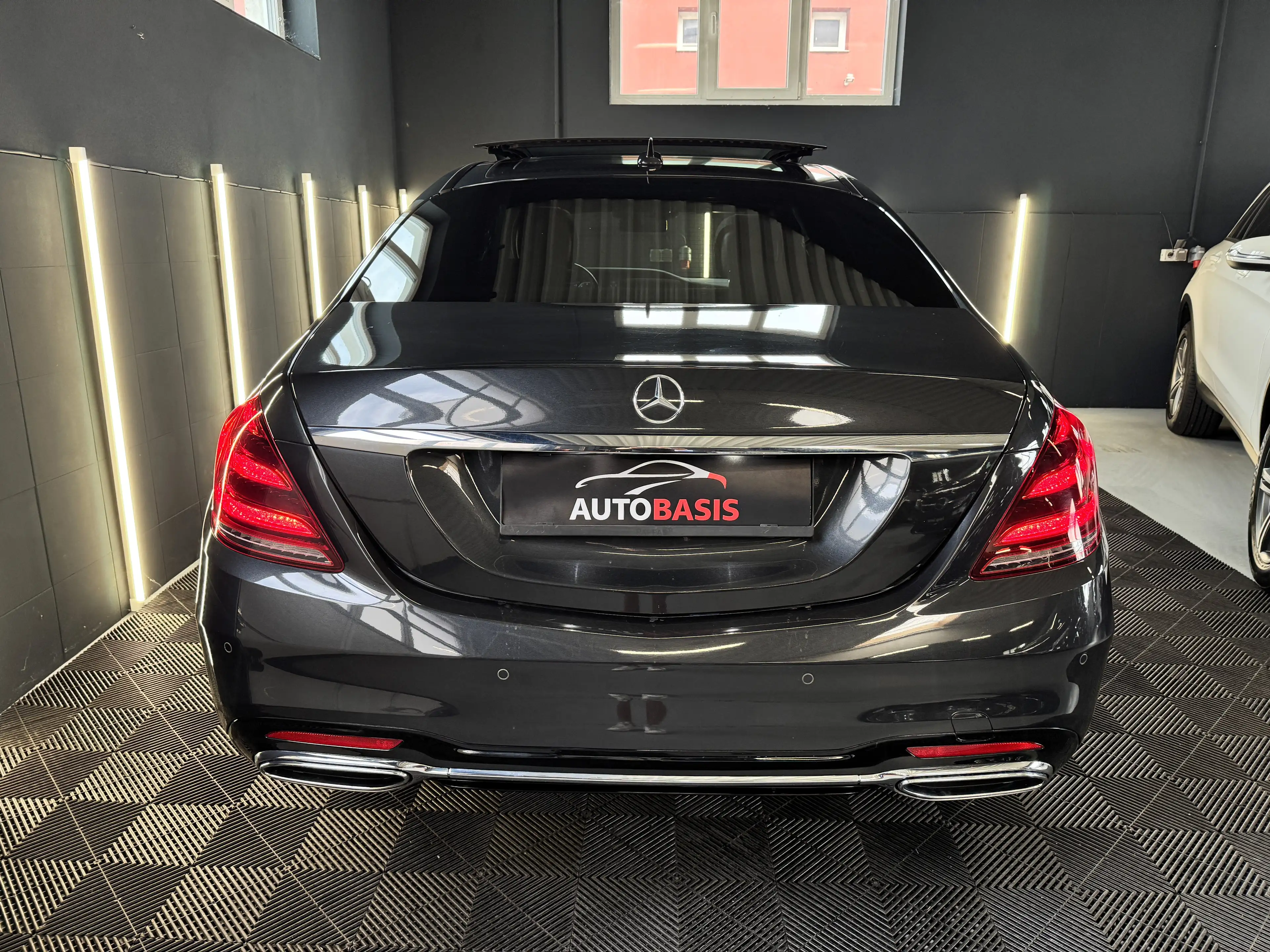 Mercedes-Benz S 350 S 350d 4Matic 1.Besitz/AMG-Line/Multibeam/Panorama — photo 5
