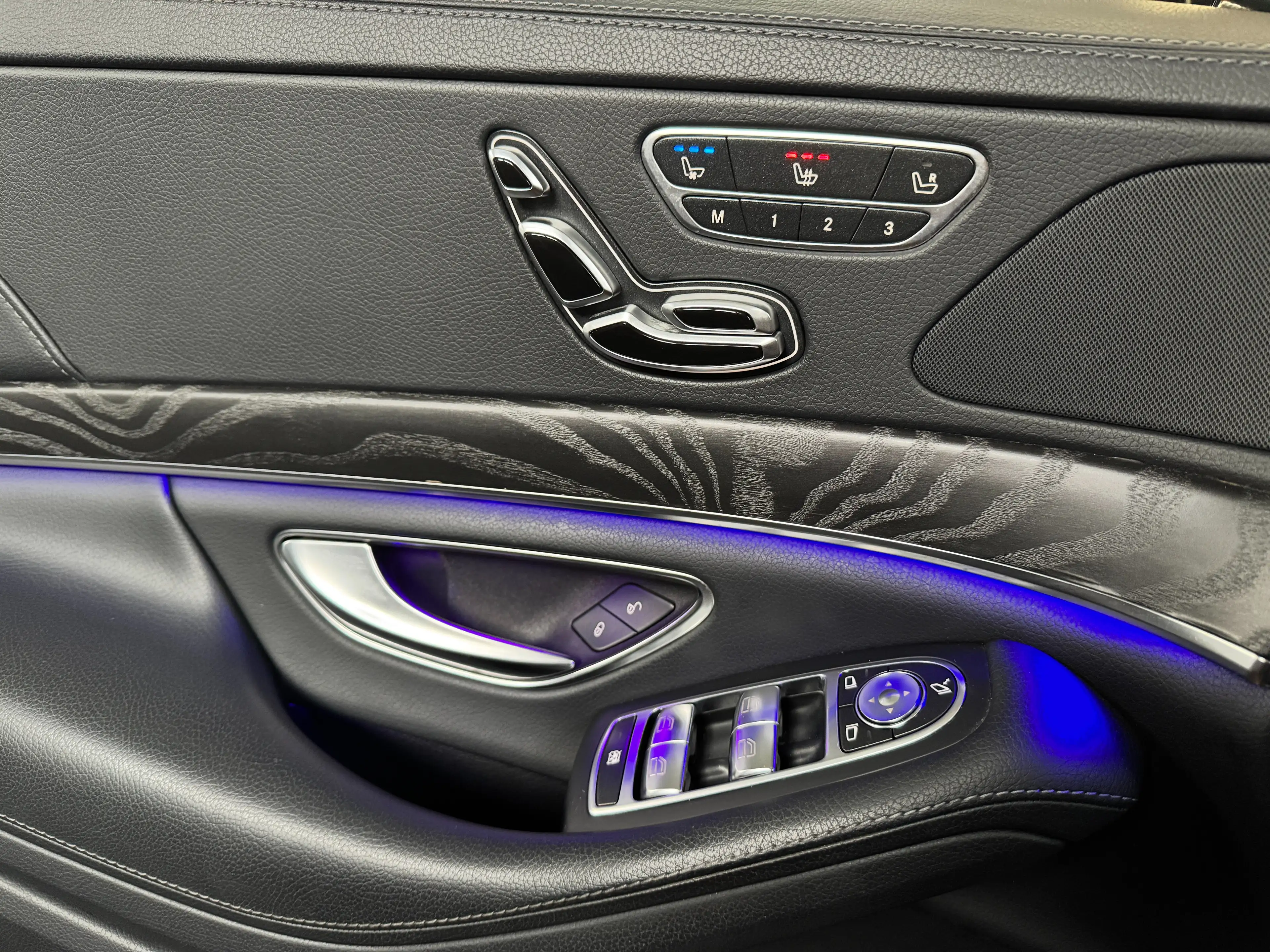 Mercedes-Benz S 350 S 350d 4Matic 1.Besitz/AMG-Line/Multibeam/Panorama — photo 12