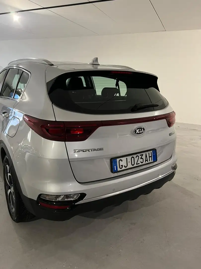 Kia Sportage Sportage IV 2021 1.6 crdi mhev Style 2wd 136cv dct Argento - 2