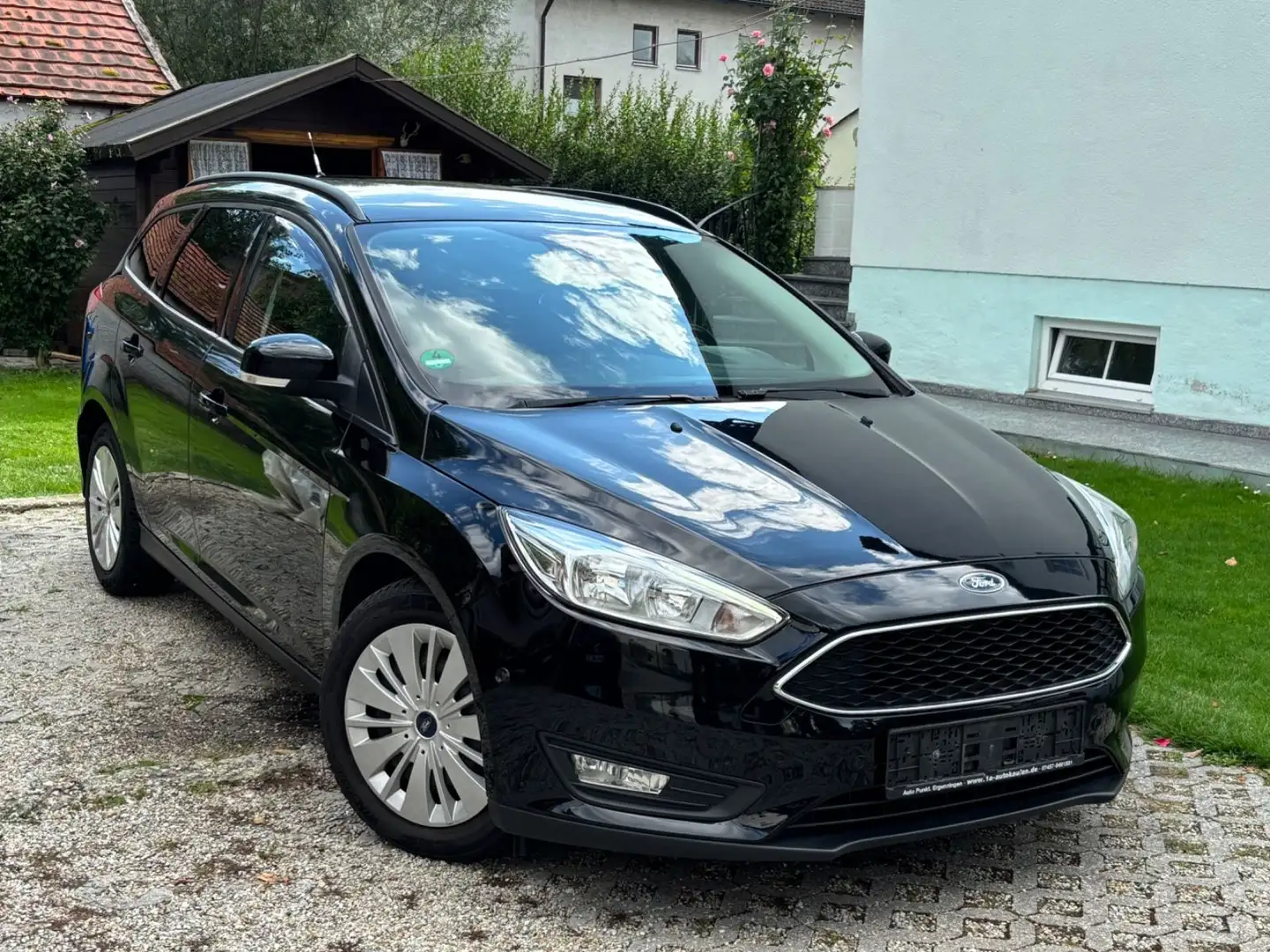 Ford Focus Business Lenkradheizung+Parkassistent+Navi Noir - 1