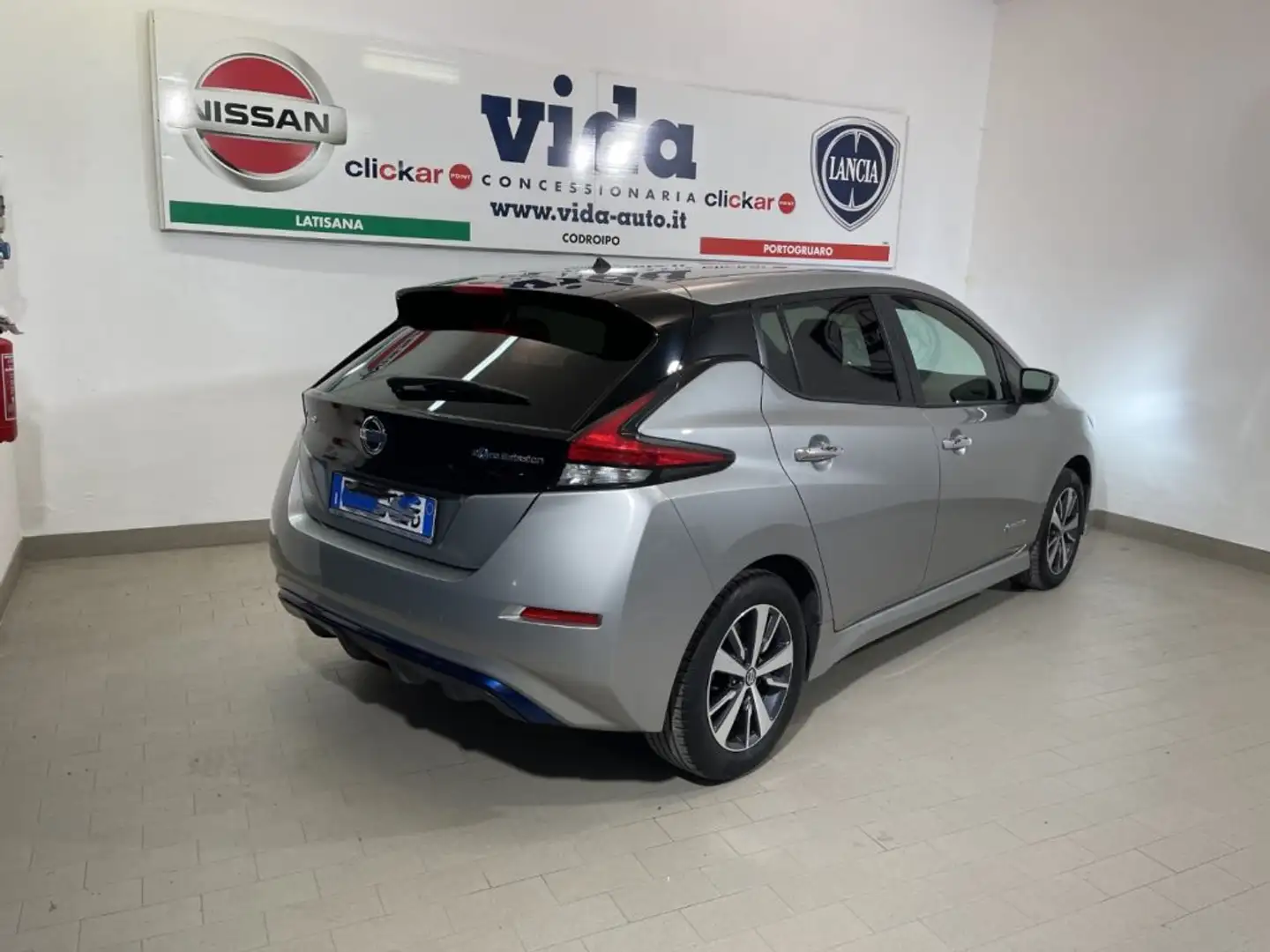 Nissan Leaf 12.000 KM CERTIFICATI* Visia Plus Grigio - 2