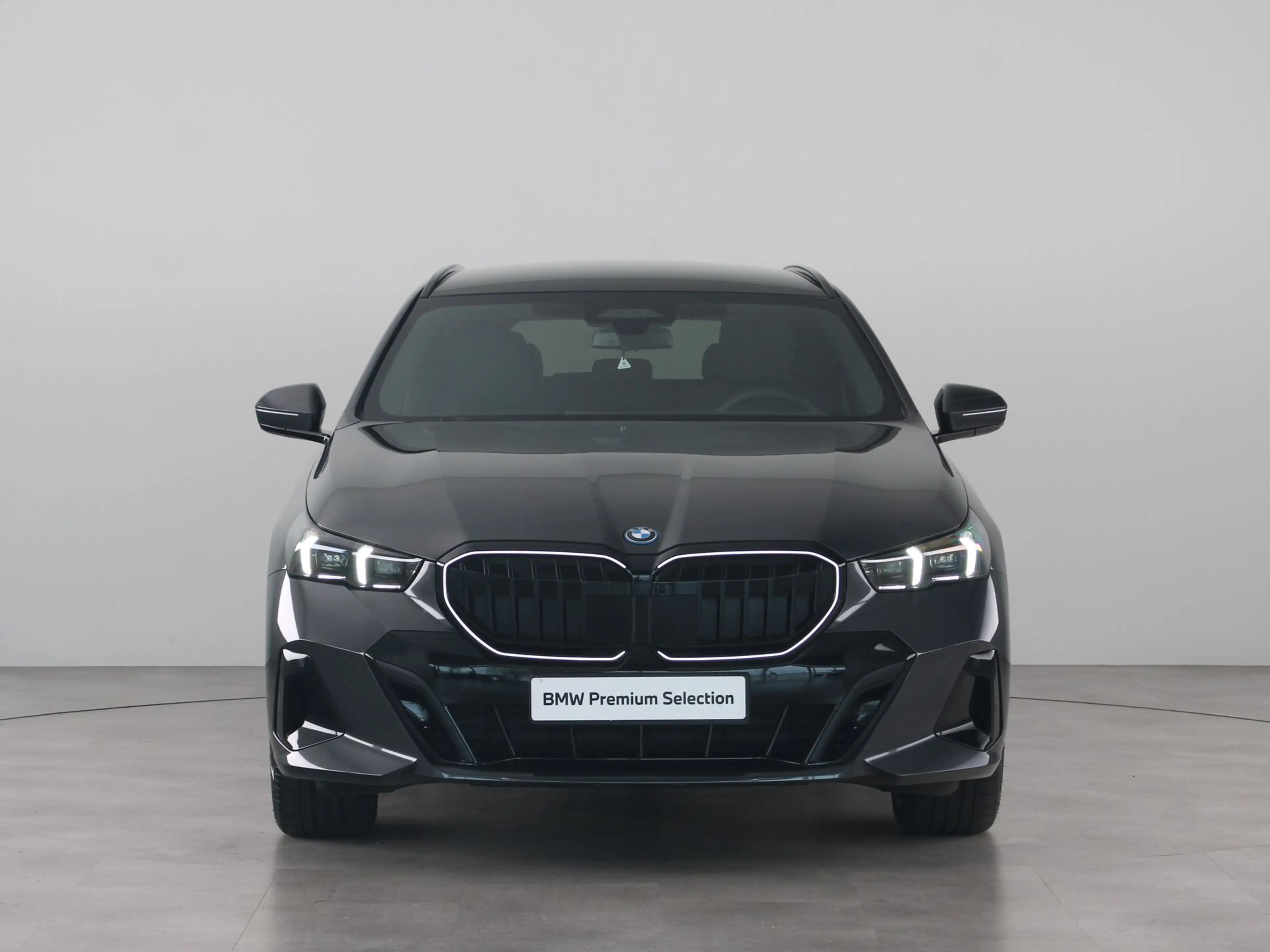 BMW 550 5 Serie Touring 550e xDrive — photo 8