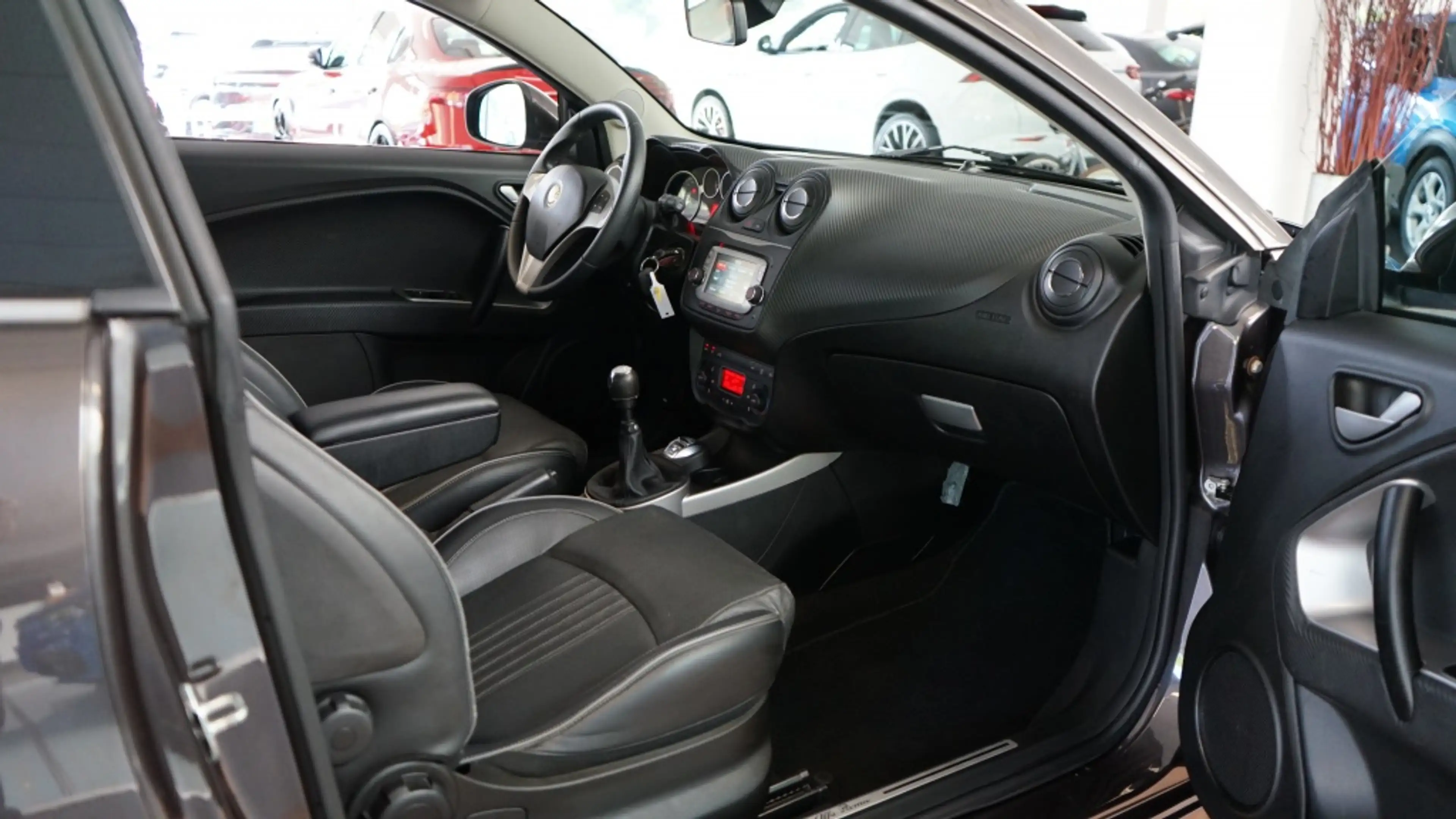 Alfa Romeo MiTo 0.9 T. Air Esclusivo — photo 22