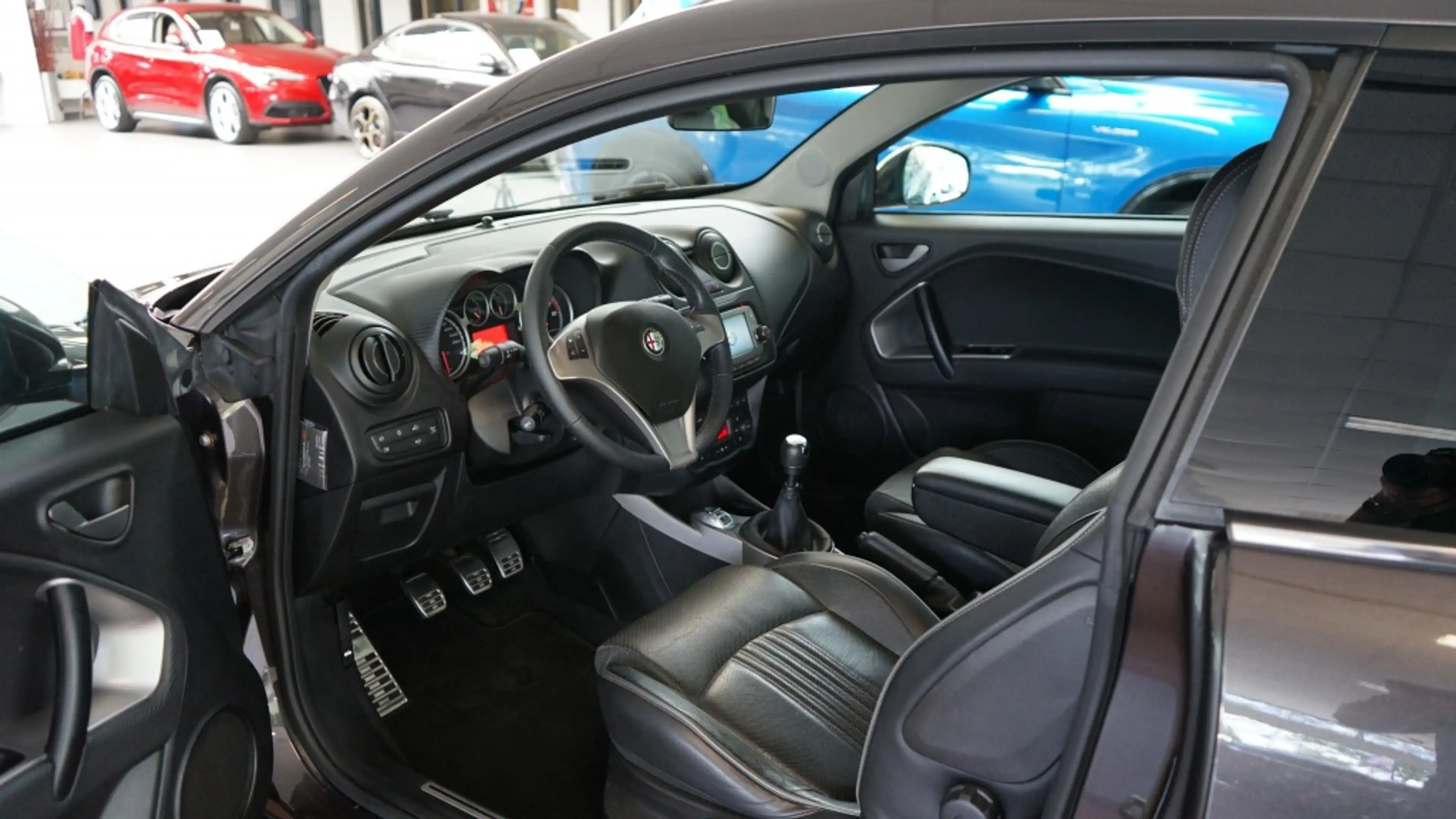 Alfa Romeo MiTo 0.9 T. Air Esclusivo — photo 2