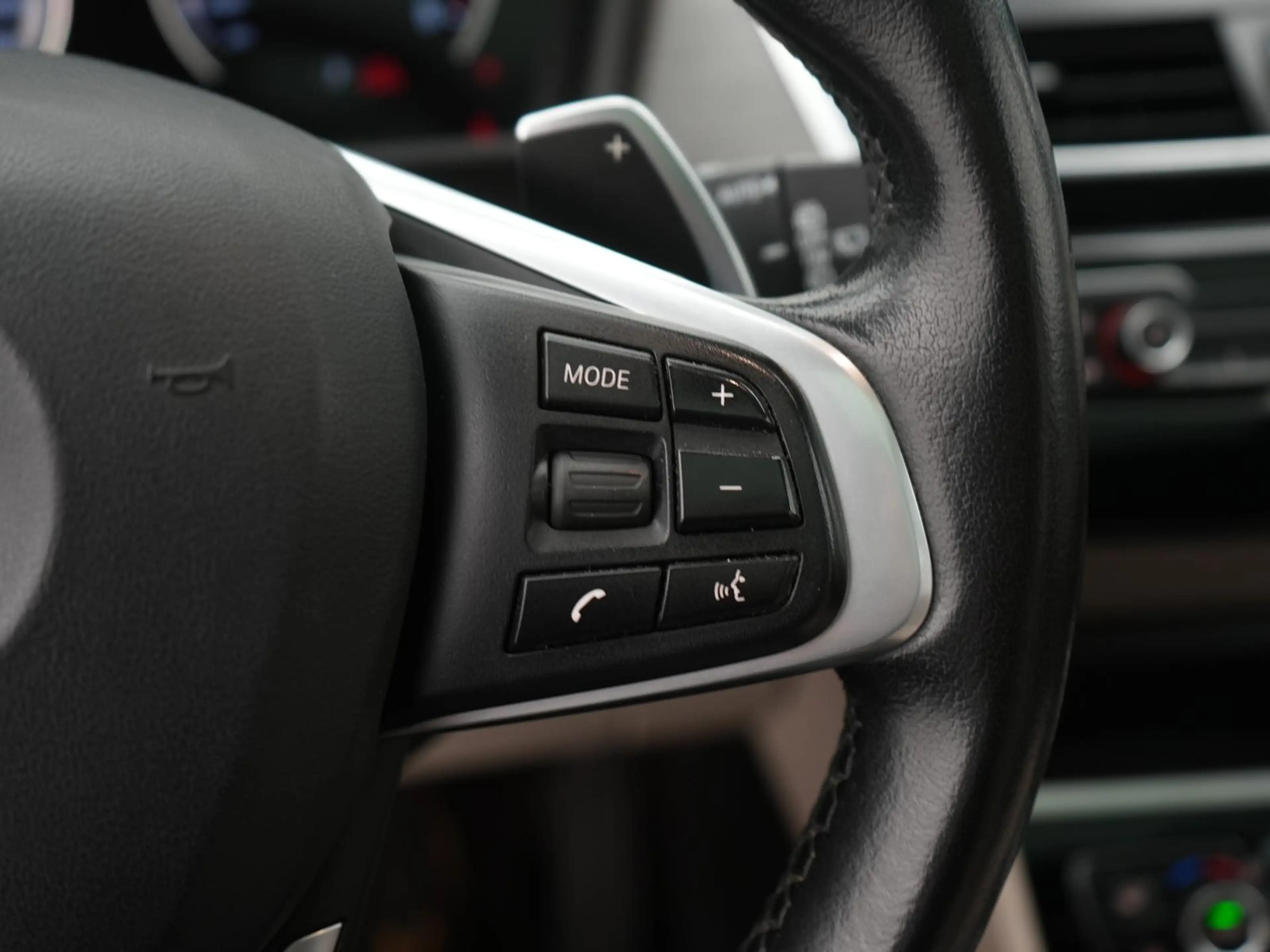 BMW 218 218d Luxury Line LED,7P,AHK,HUD,PANO,TEMPO,KAM — photo 14