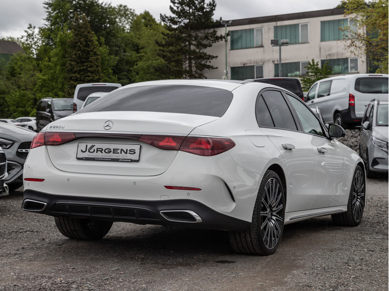 Mercedes-Benz E 220 d Limousine AMG-Sport+Burm+Pano+Digital — photo 4