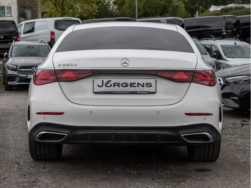 Mercedes-Benz E 220 d Limousine AMG-Sport+Burm+Pano+Digital — photo 5