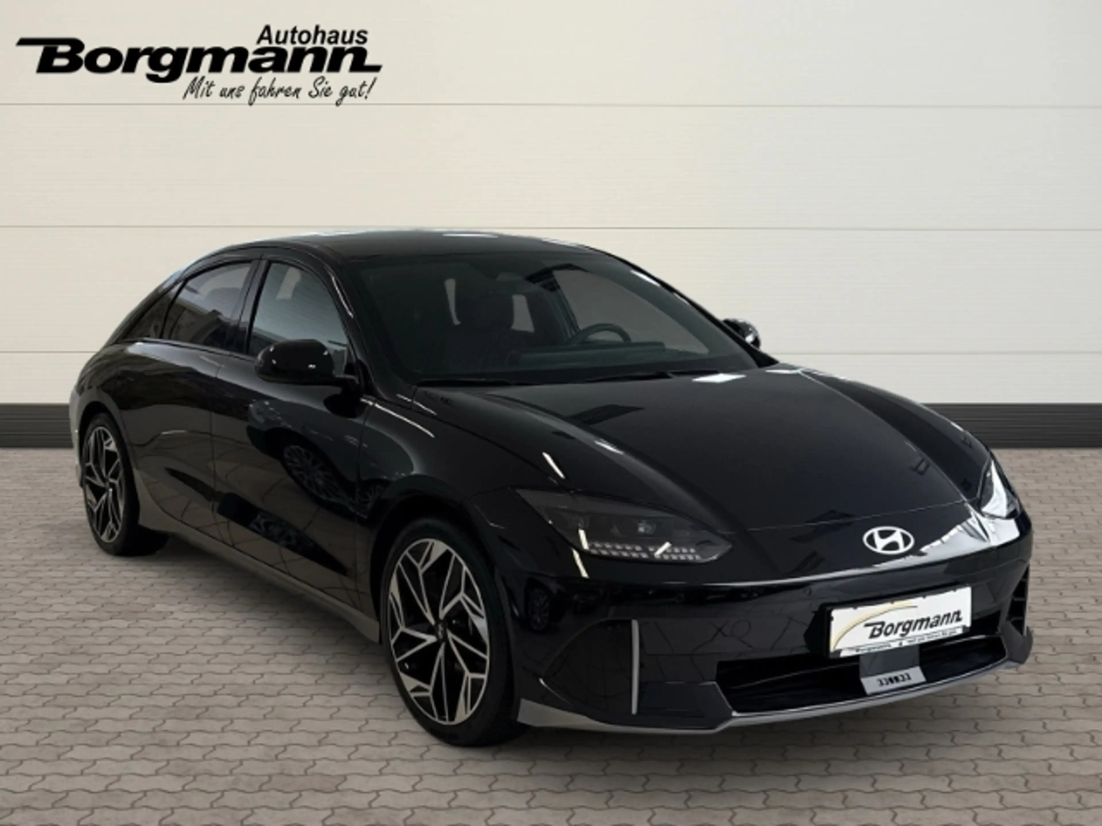 Hyundai IONIQ 6 TECHNIQ-Paket 77,4kWh -SHZ - MatrixLED - Rückfahrk — photo 3
