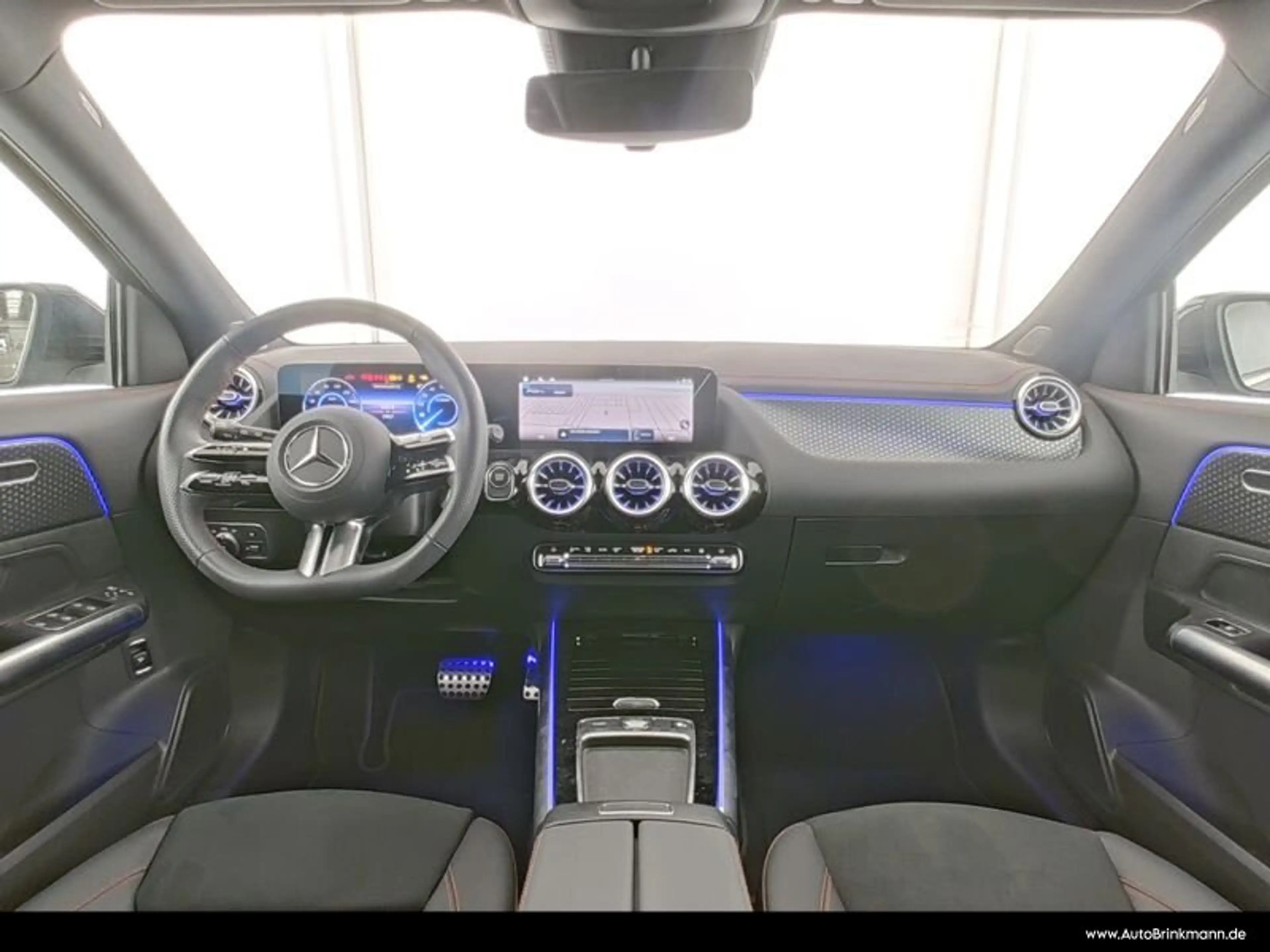 Mercedes-Benz EQA 250 EQA 250+ AMG-LINE/KAMERA/NAVI/MBUX AMG Line LED — photo 7