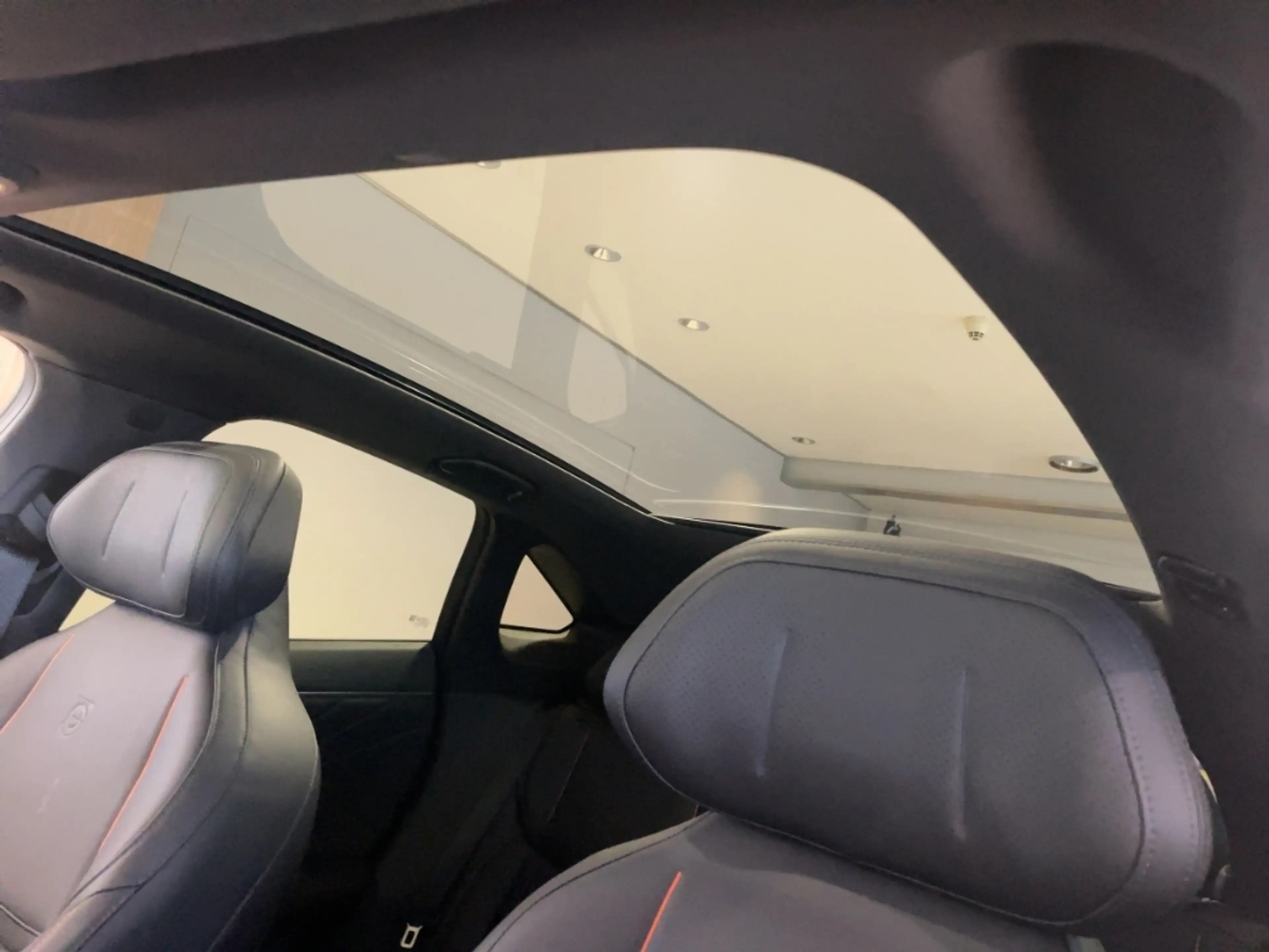 Changan Deepal S07 EV 79,97kWh RWD 360Grad/20Zoll/AHK/Panorama — photo 14