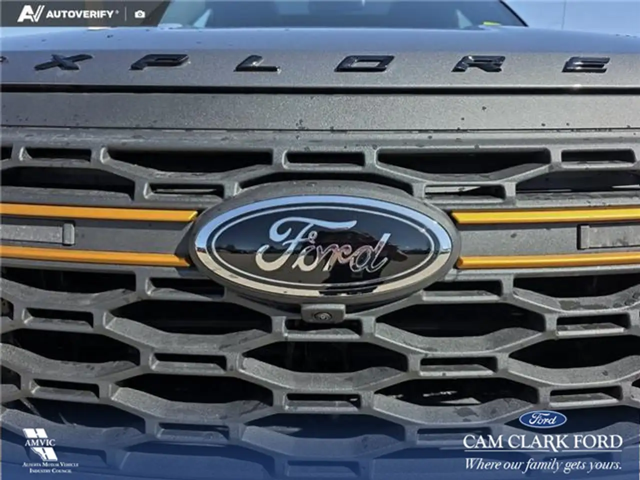 Ford Explorer снимка Ford Explorer