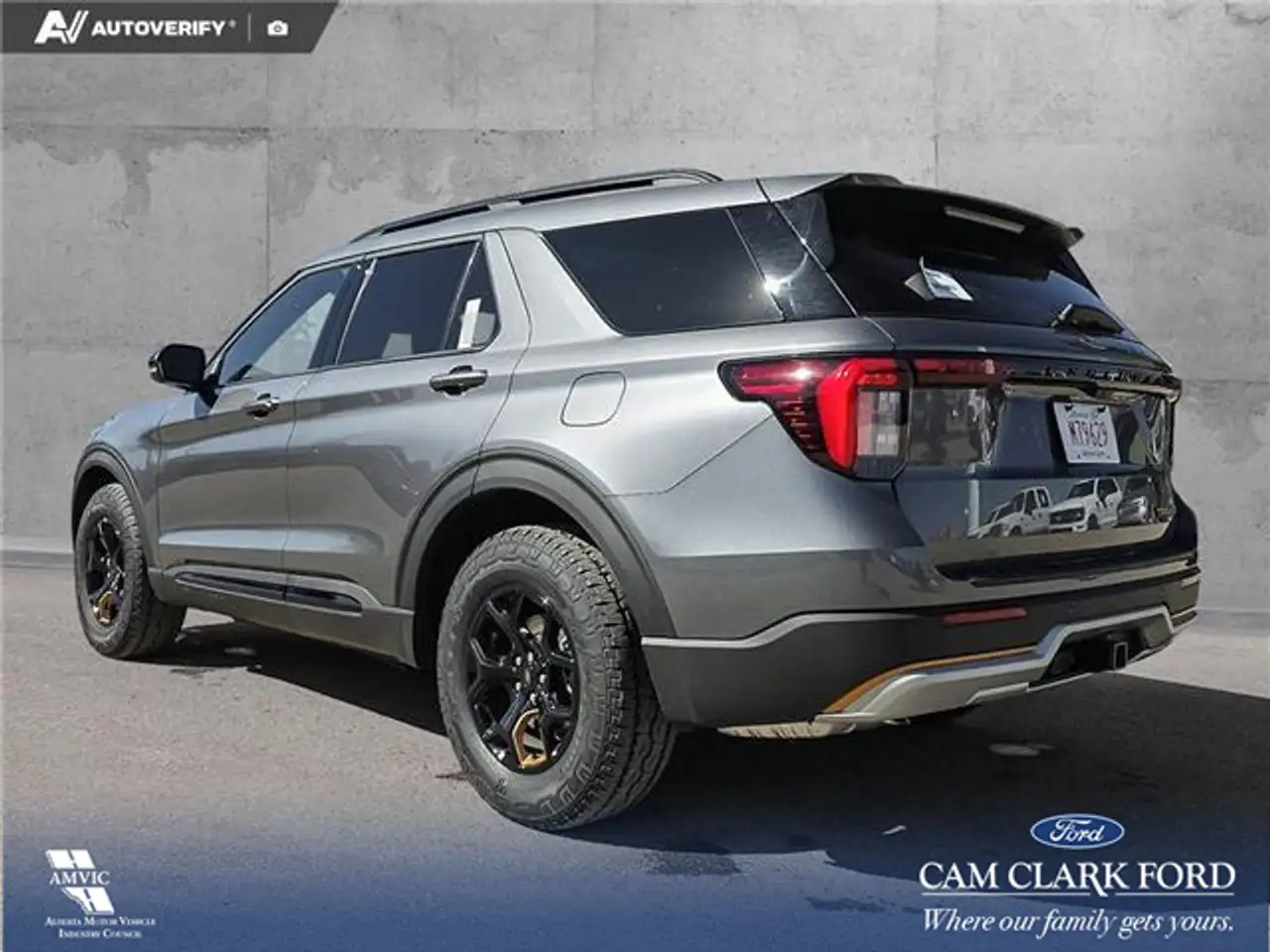 Ford Explorer снимка Ford Explorer