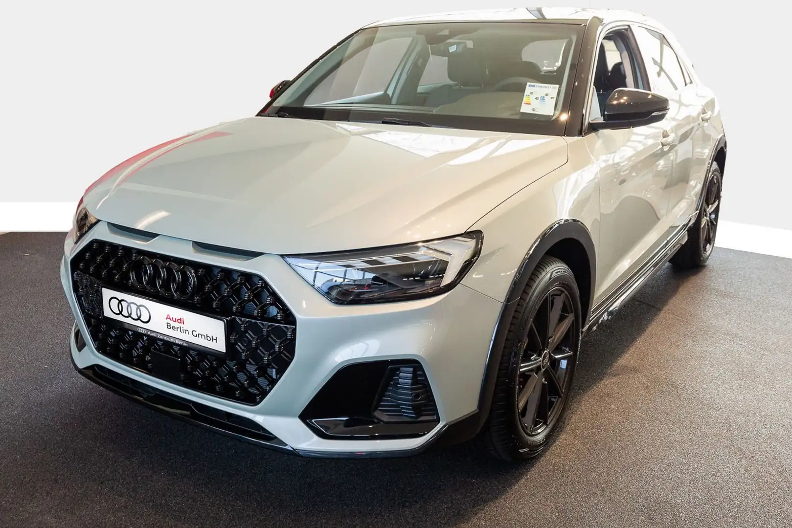 Audi A1 30 TFSI S tronic Silber - 2