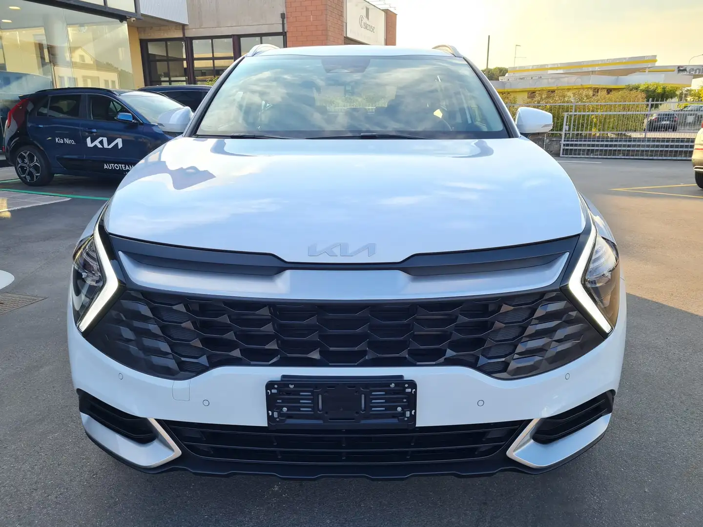 Kia Sportage V 2022 - Sportage 1.6 tgdi hev Business auto Blanc - 2