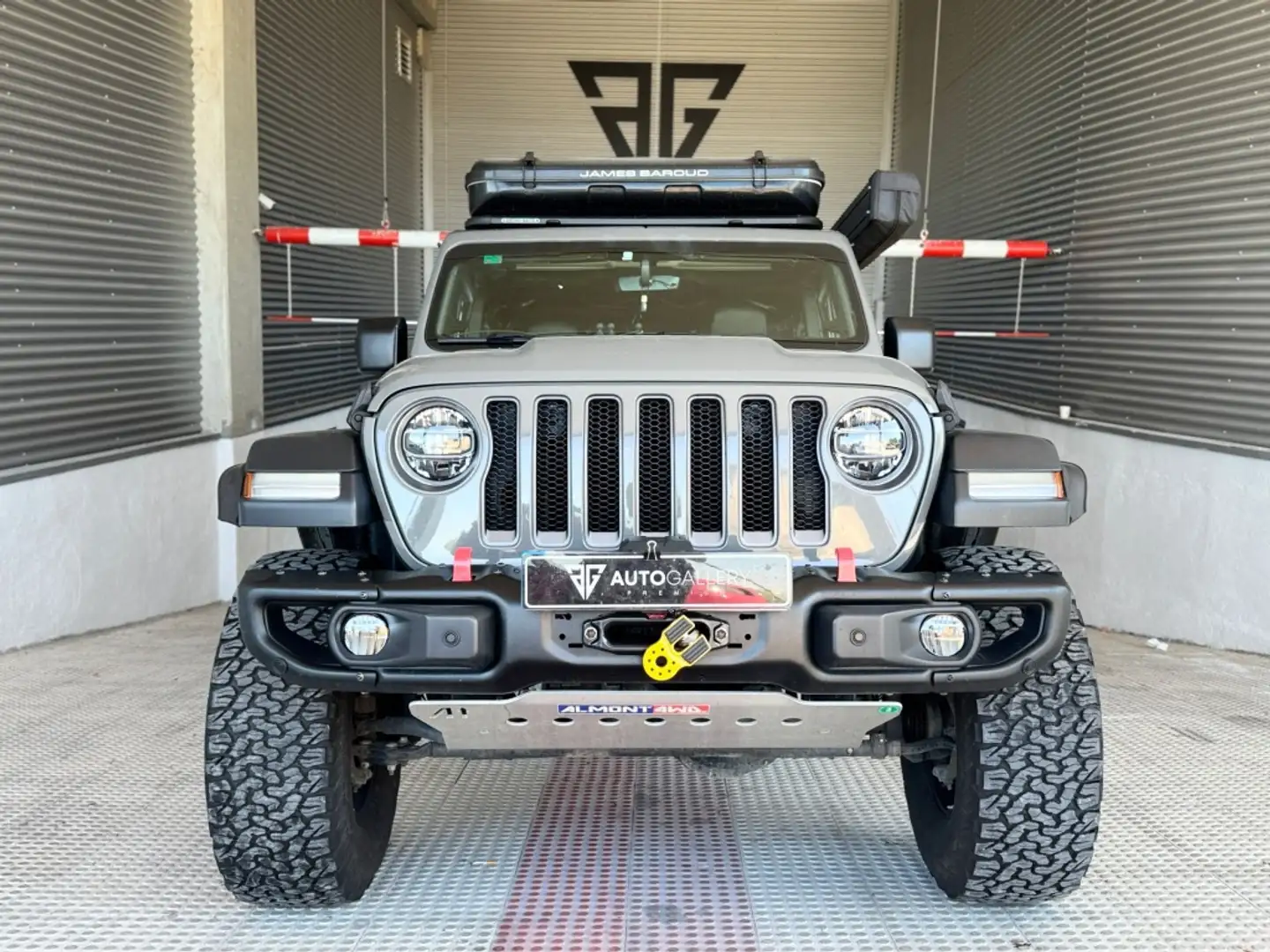 Jeep Wrangler Unlimited 2.0T GME Rubicon 8ATX Gris - 2