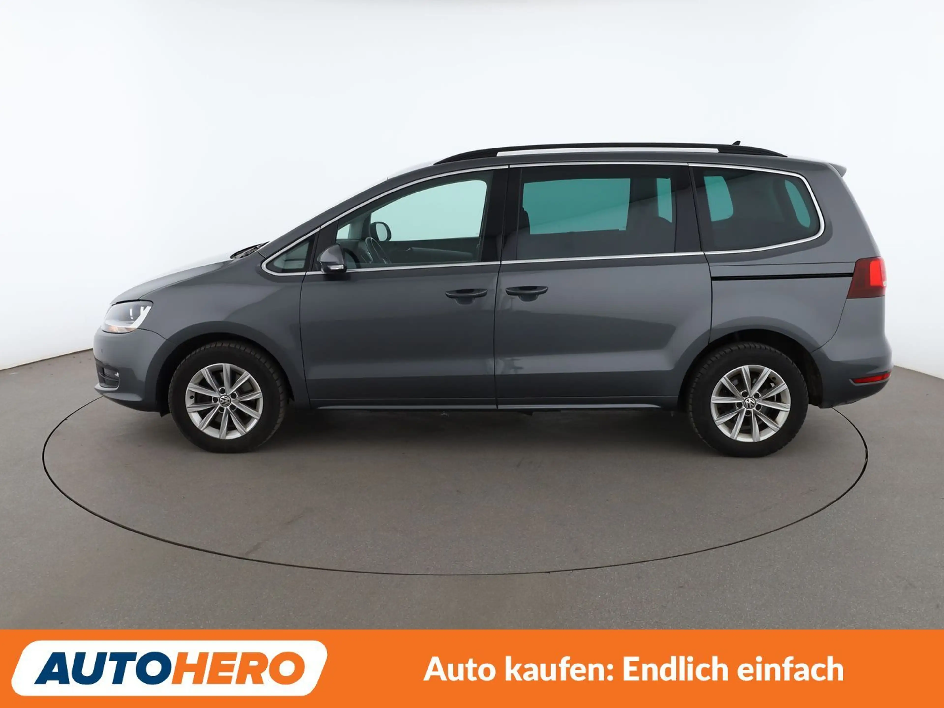 Volkswagen Sharan 2.0 TDI Comfortline BlueMotion Tech*PDC* — photo 3