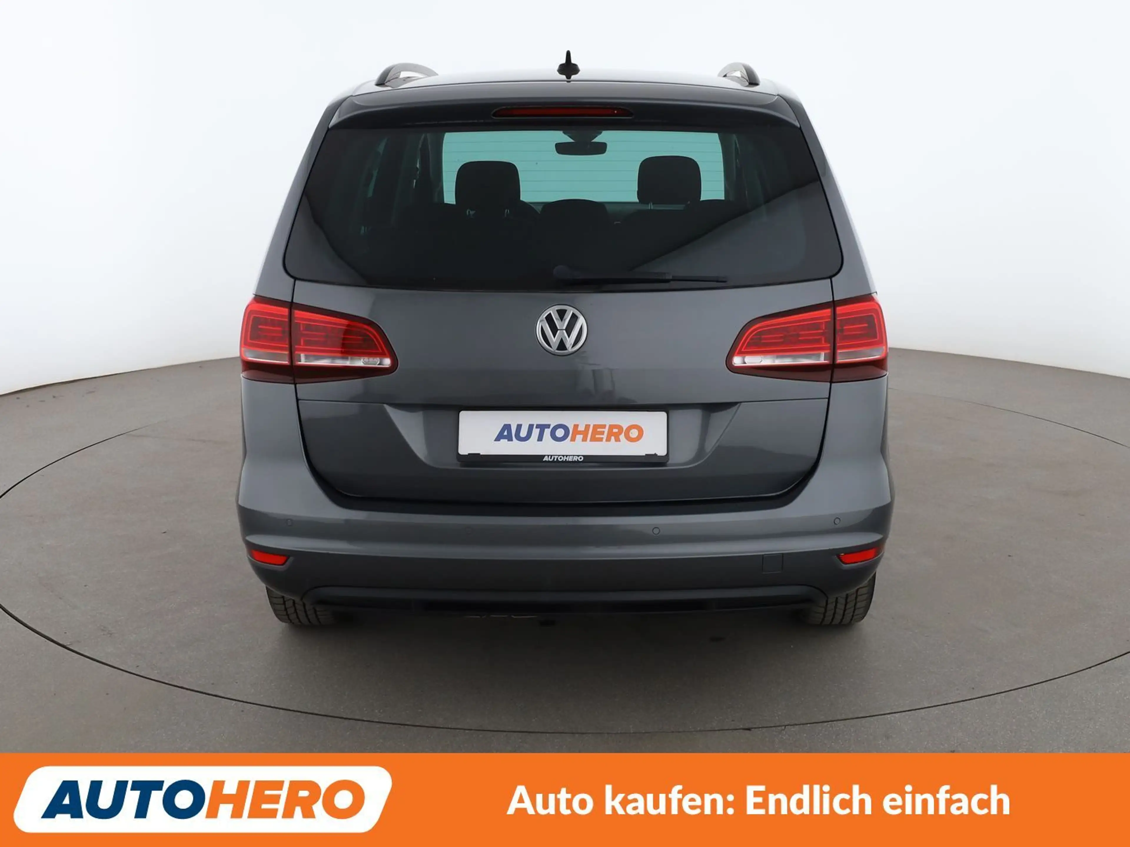Volkswagen Sharan 2.0 TDI Comfortline BlueMotion Tech*PDC* — photo 5